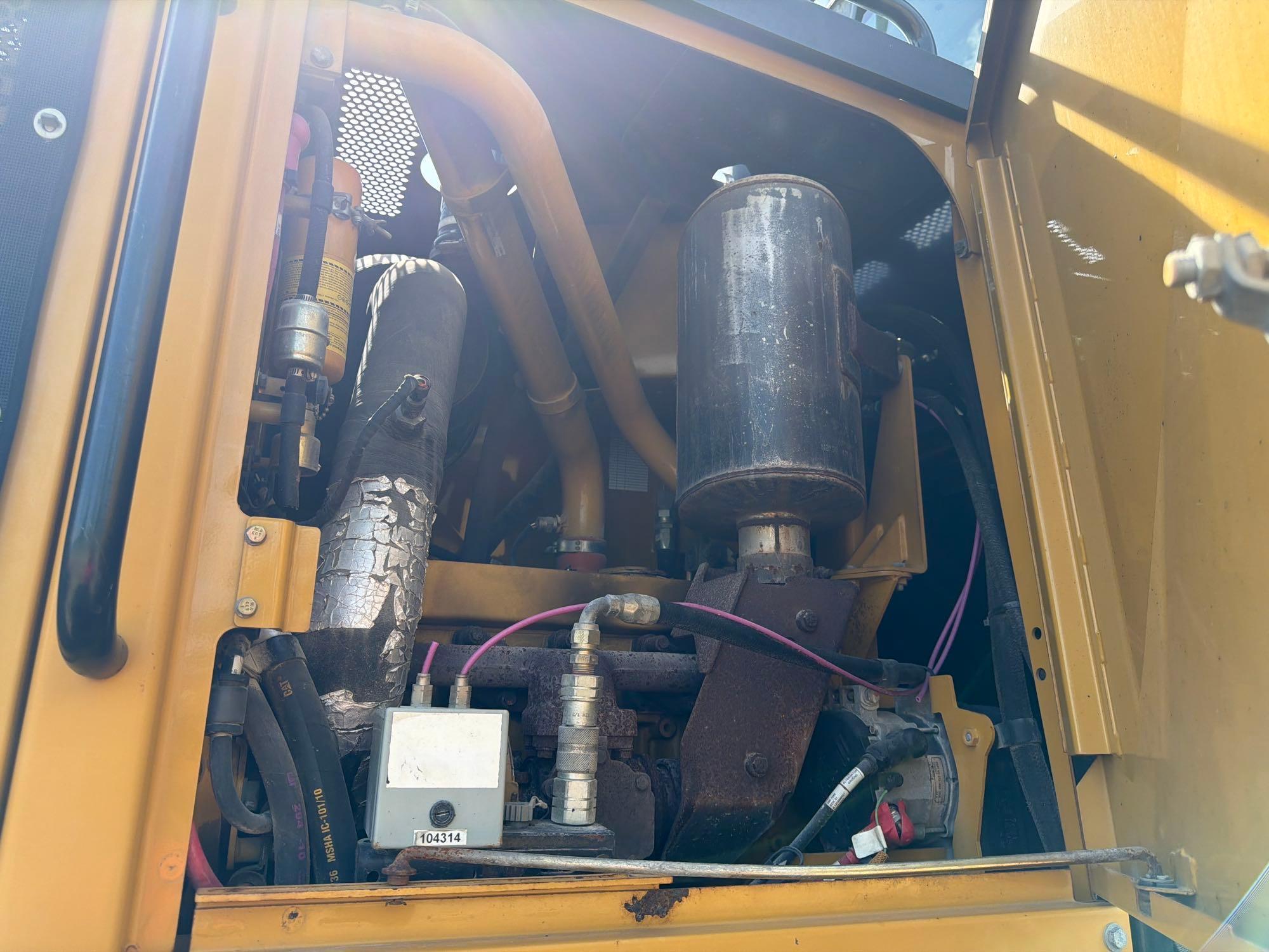 2010 Caterpillar 120M