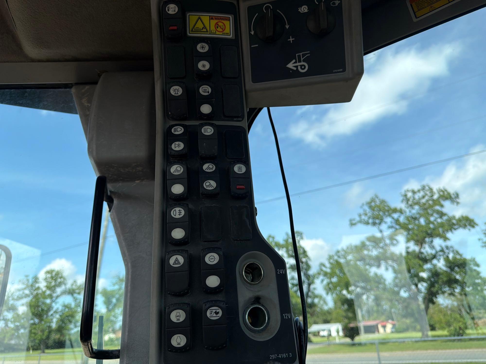 2010 Caterpillar 120M