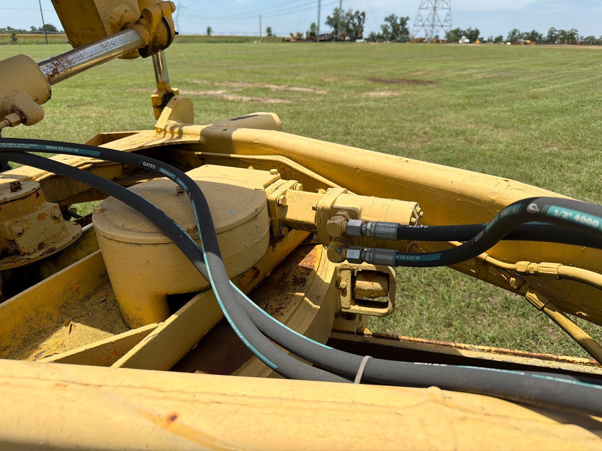 John Deere 570A