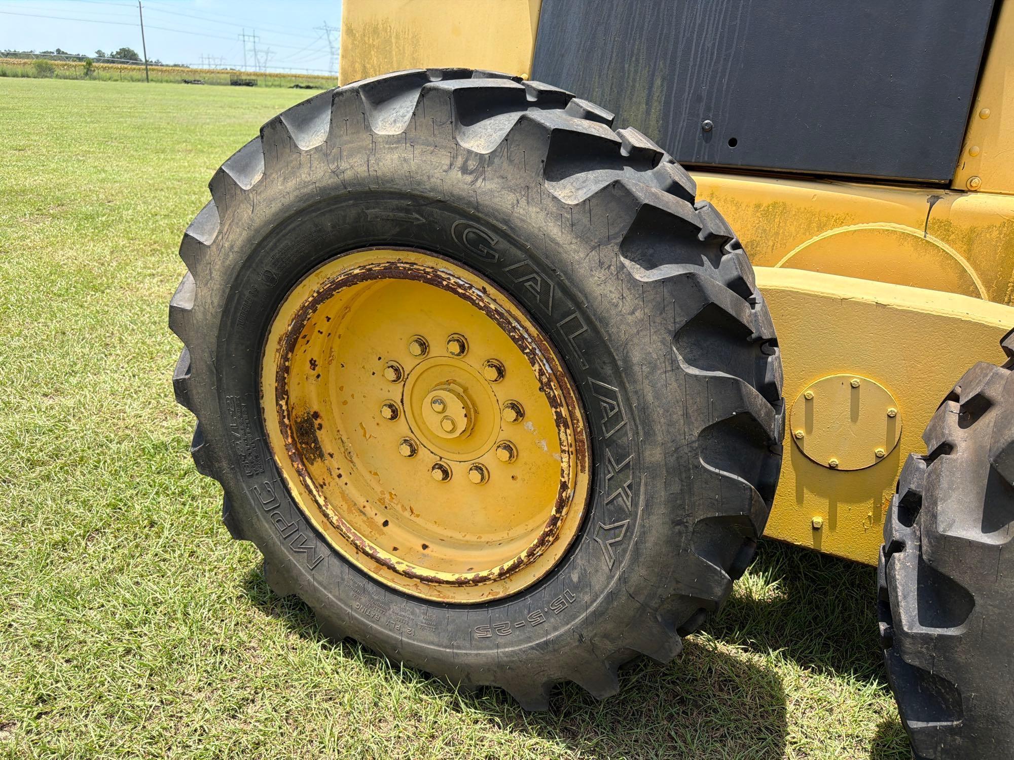 John Deere 570A
