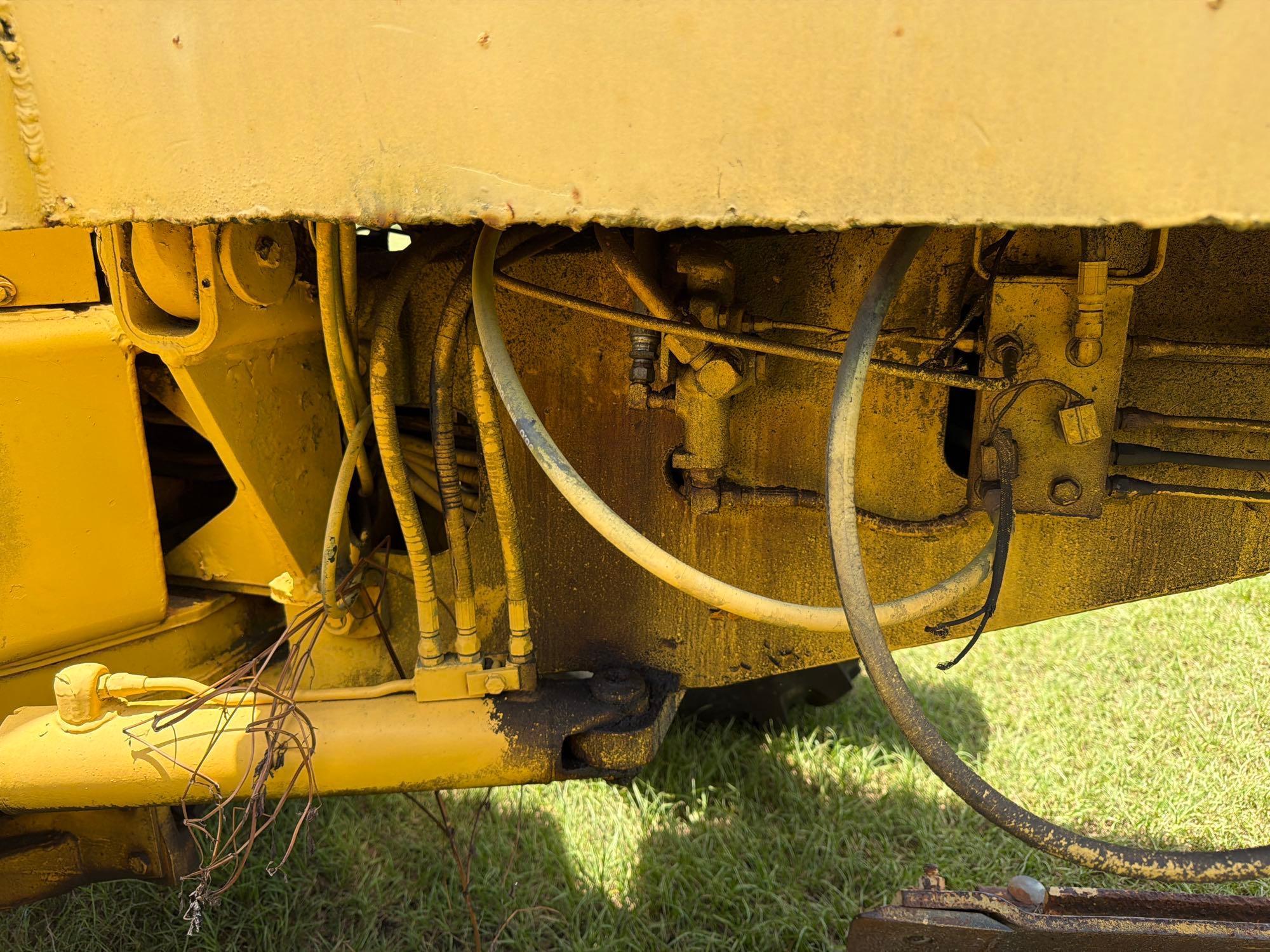 John Deere 570A