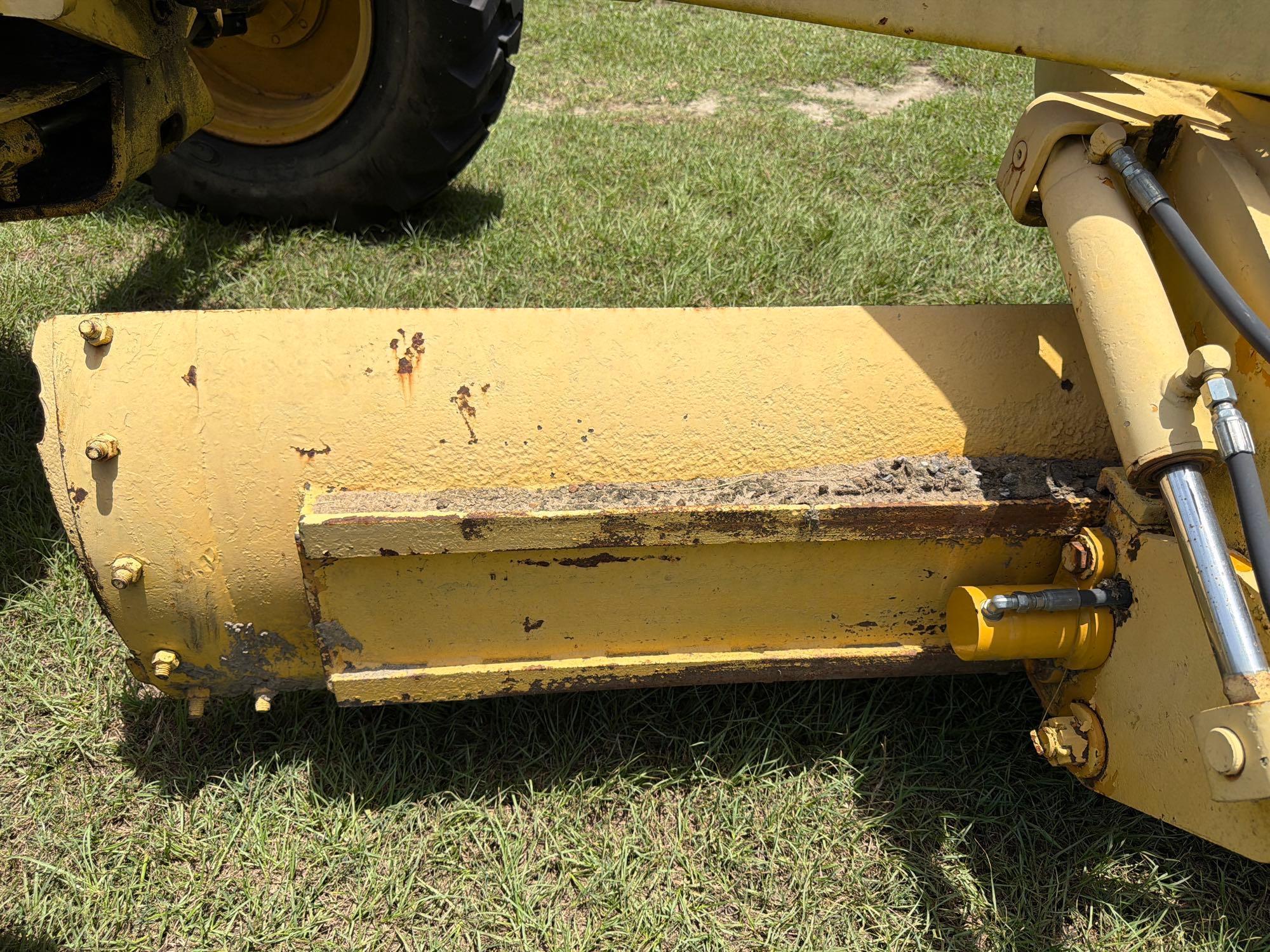 John Deere 570A
