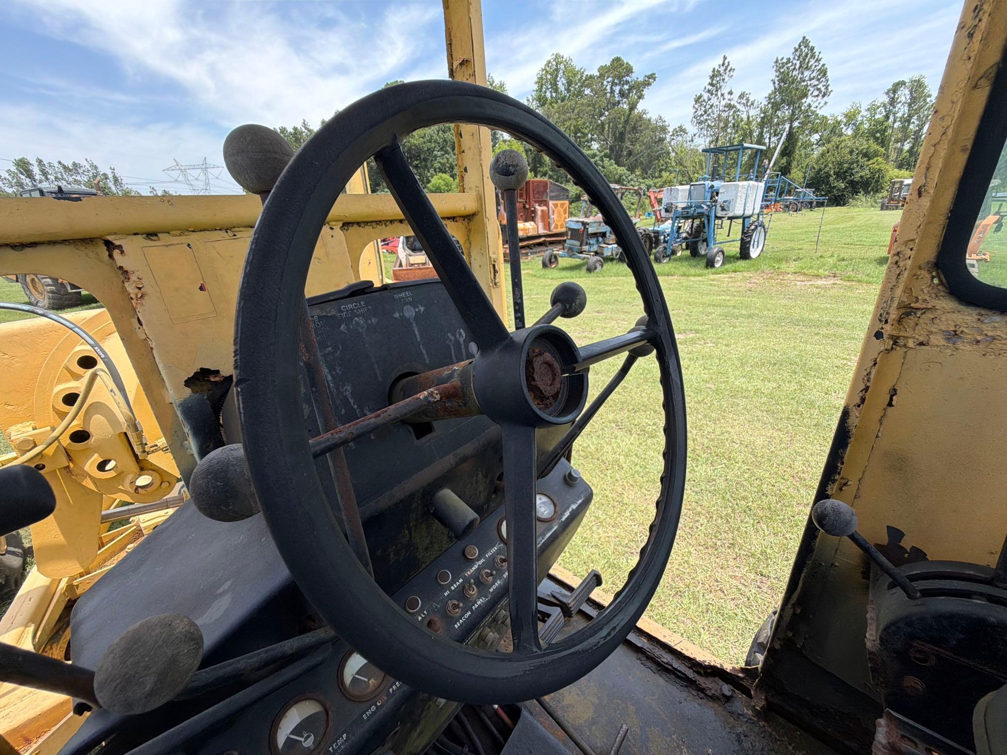 John Deere 570A