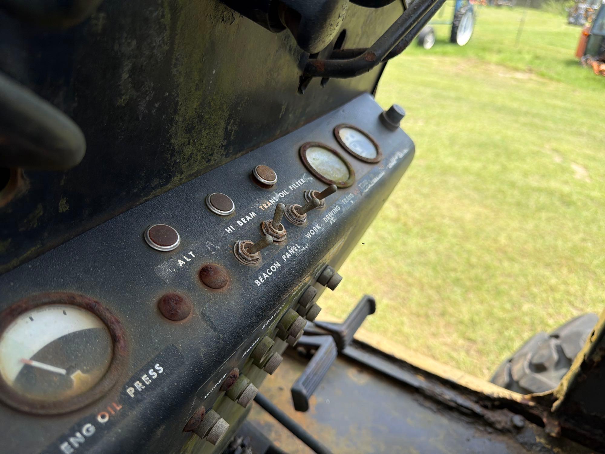 John Deere 570A