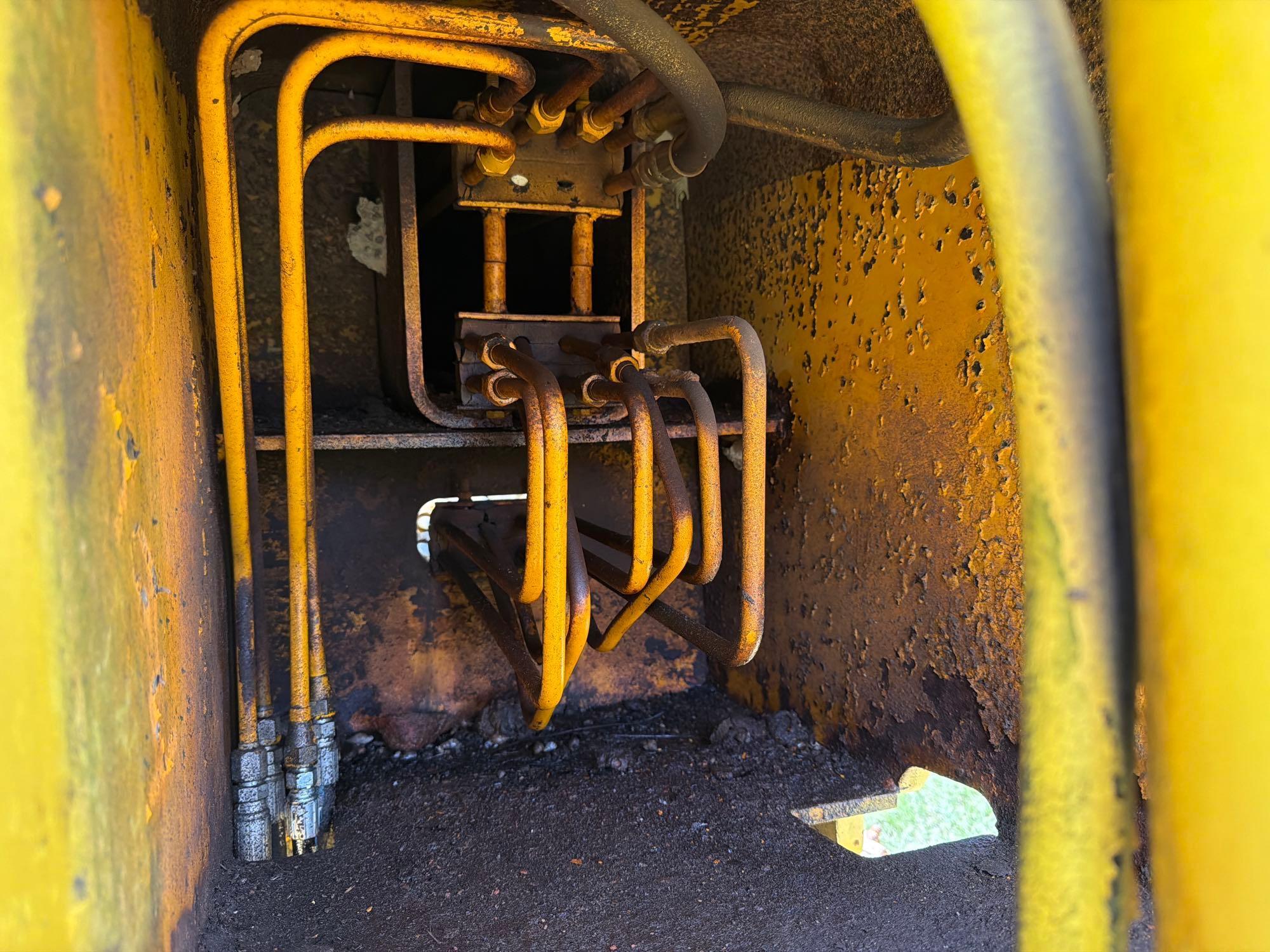 John Deere 570A