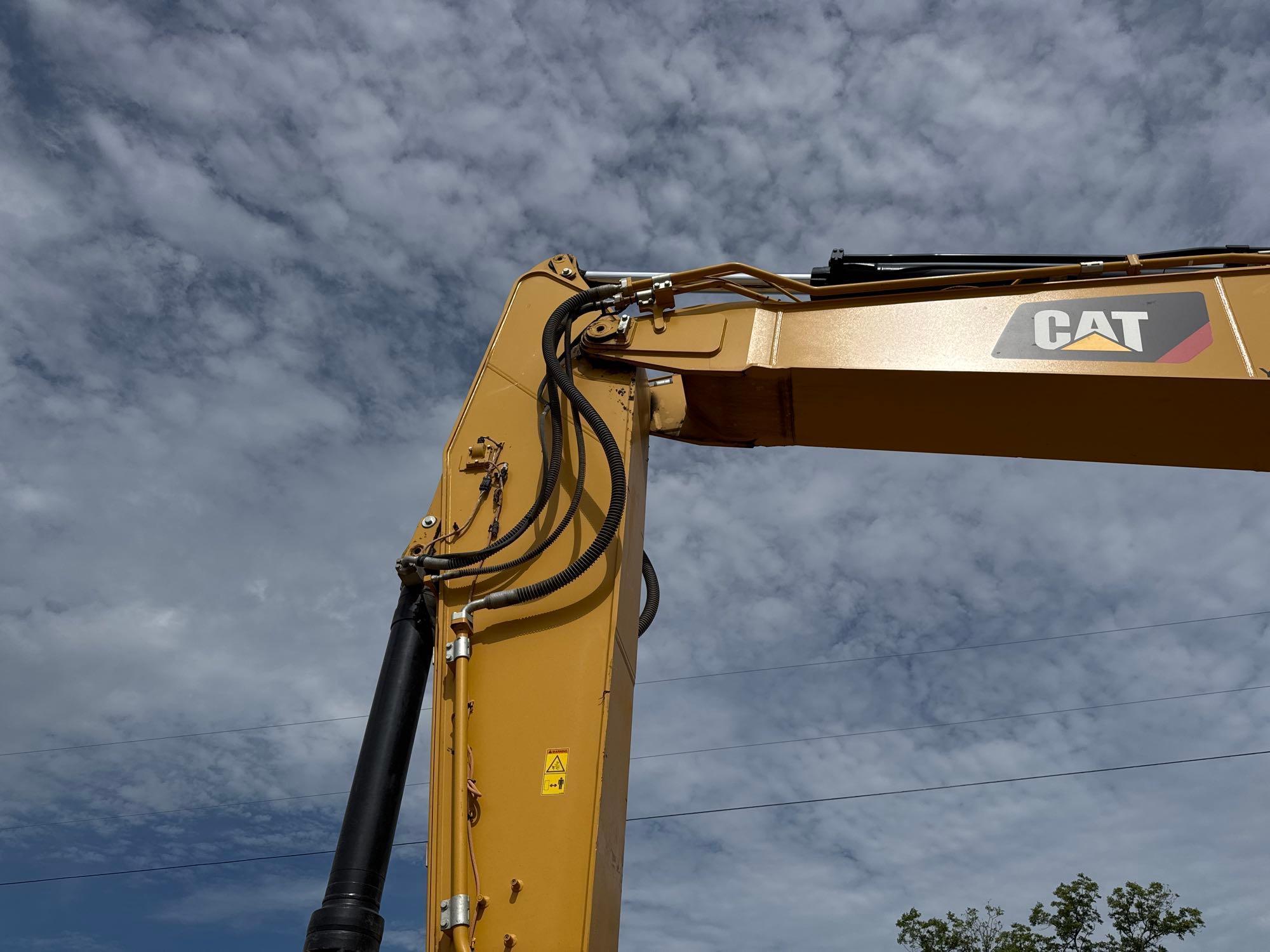 2019 Caterpillar 336