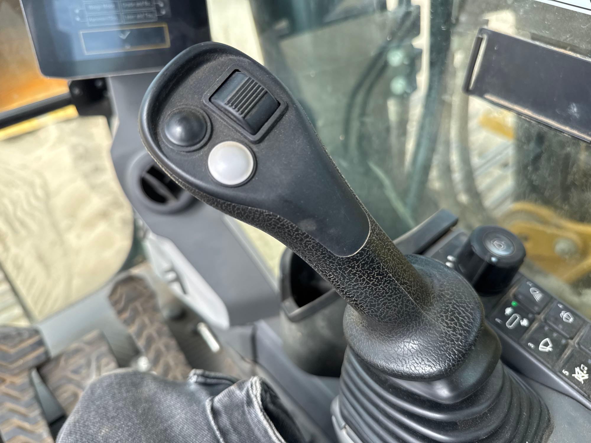 2019 Caterpillar 336