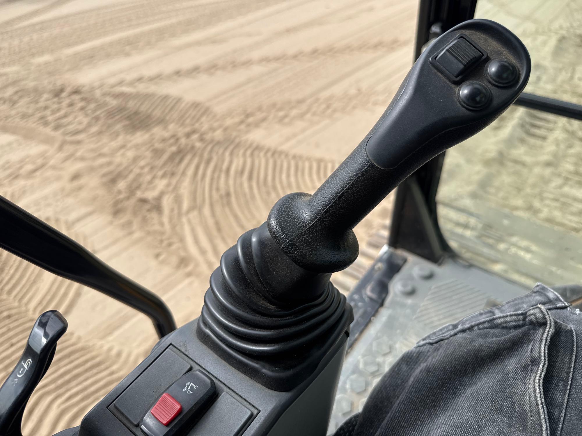 2019 Caterpillar 336