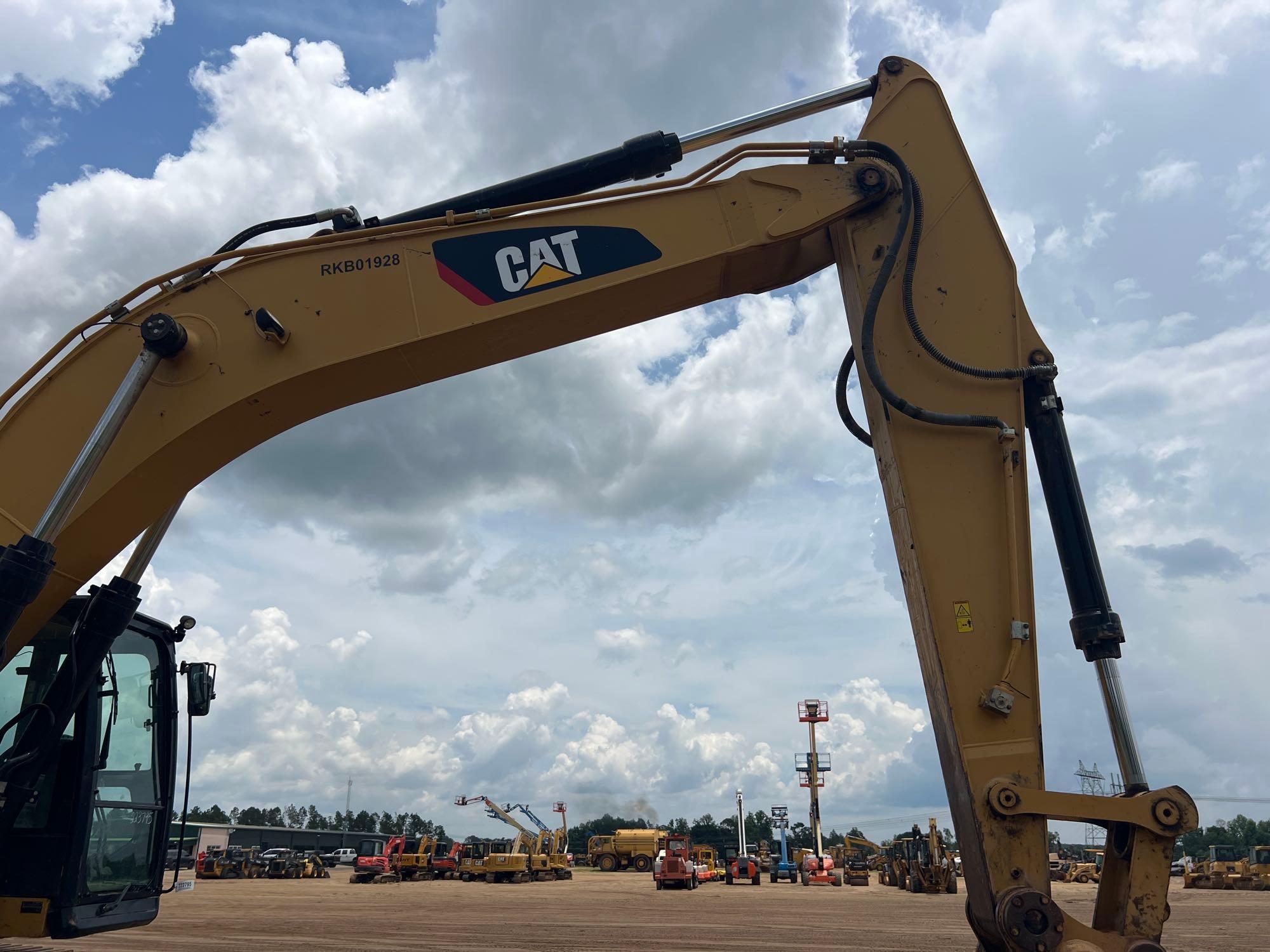 2016 Caterpillar 336F L