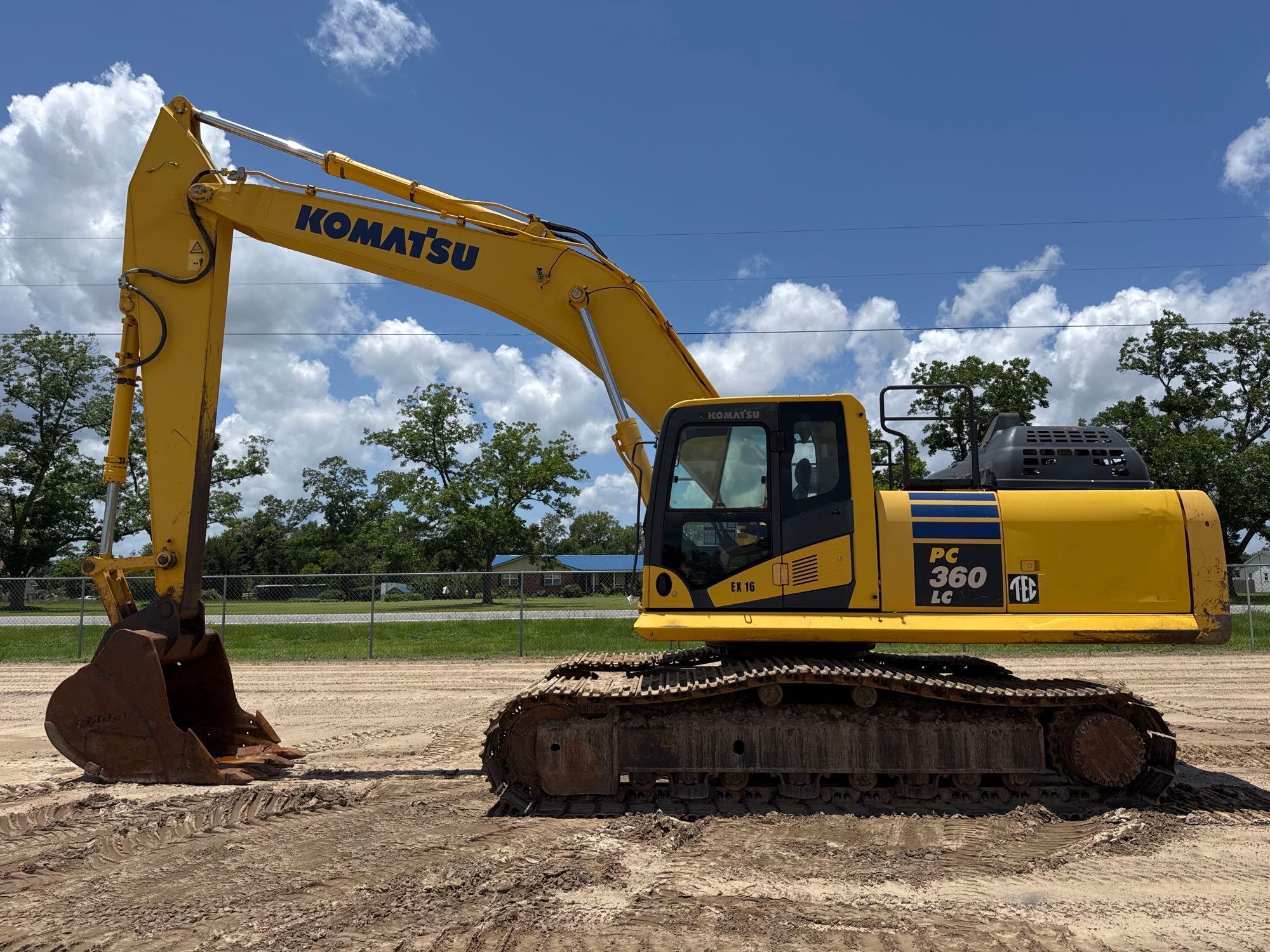 2016 Komatsu PC360LC