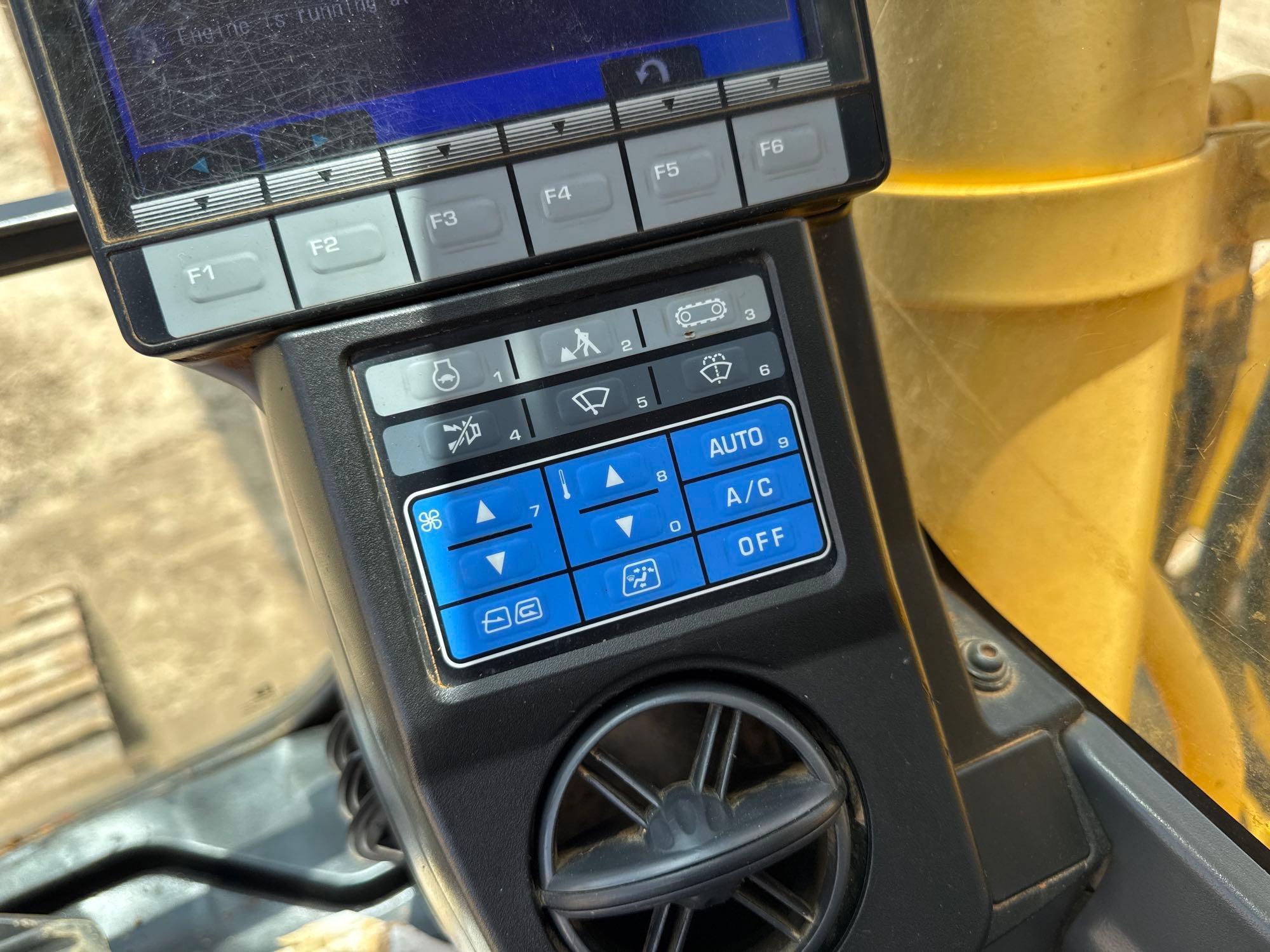 2016 Komatsu PC360LC