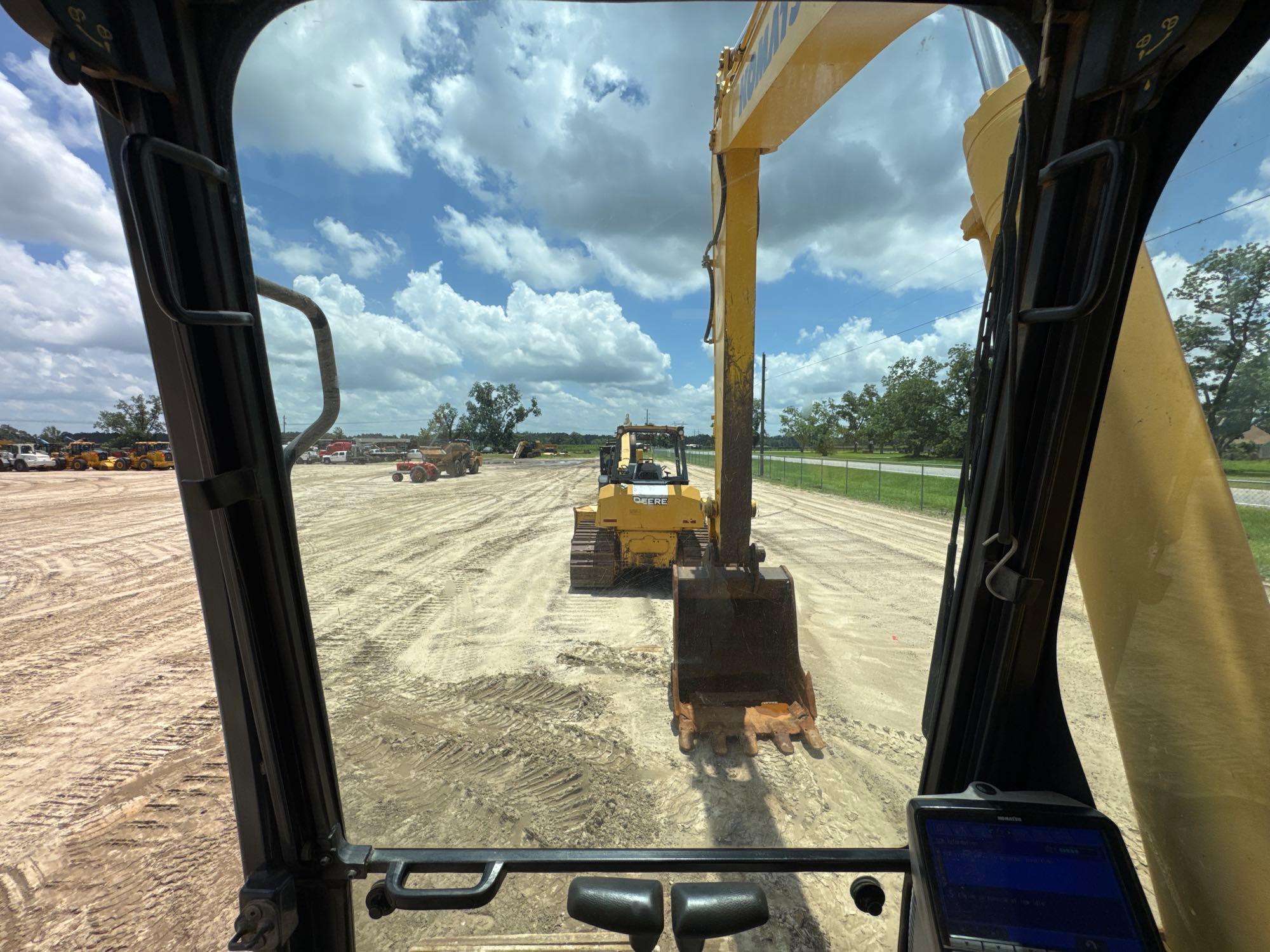 2016 Komatsu PC360LC