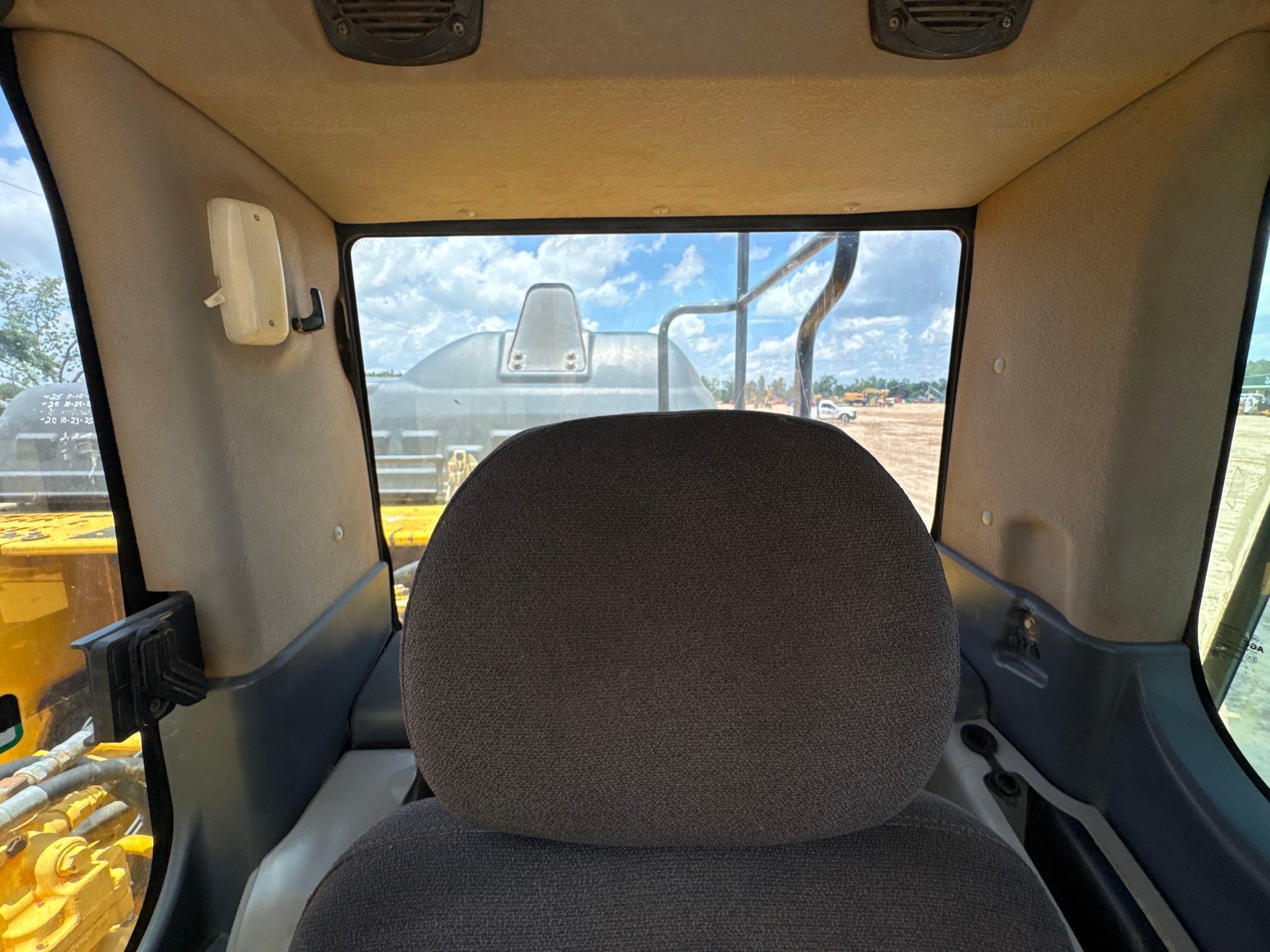 2016 Komatsu PC360LC