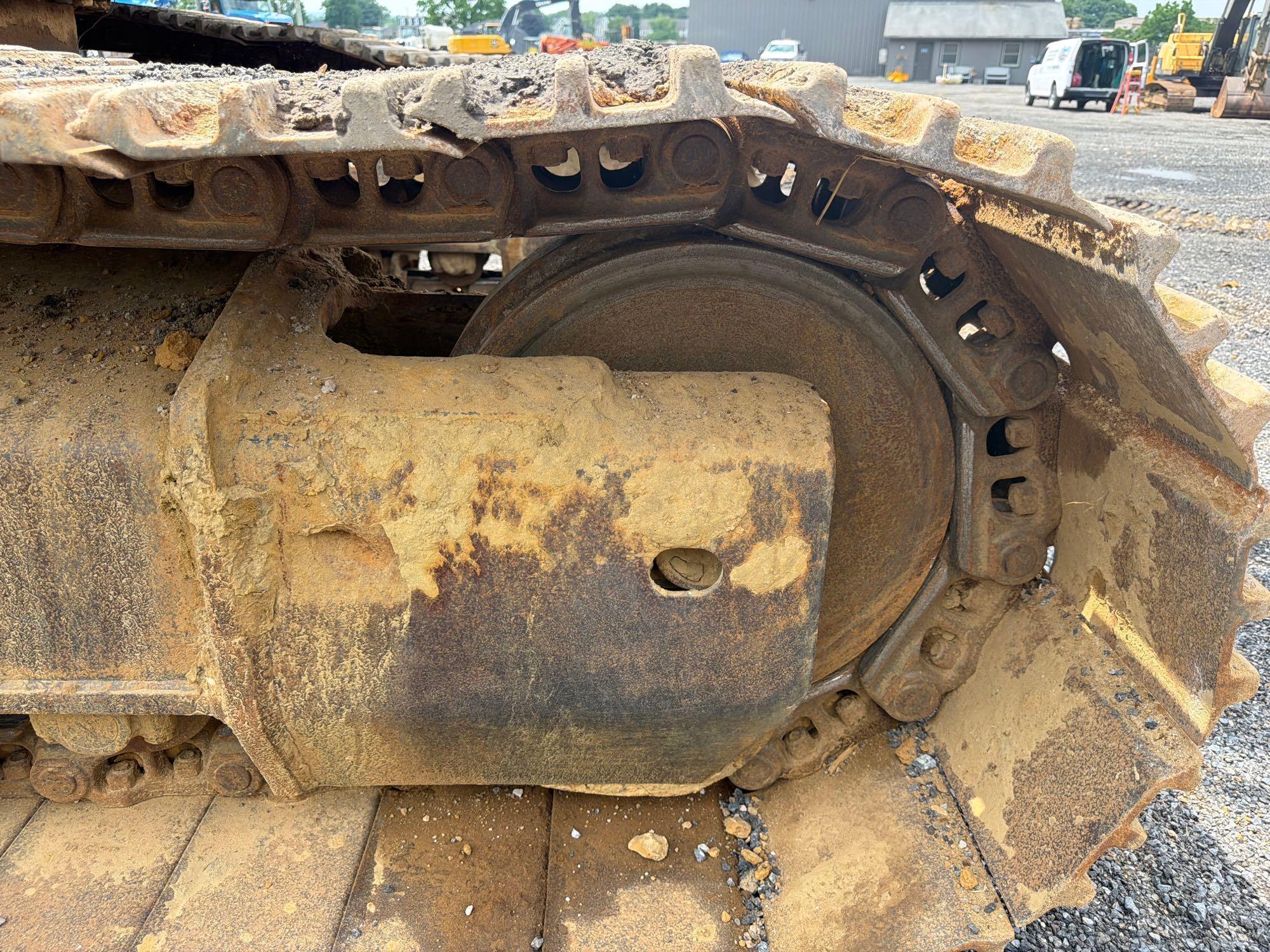 2014 Komatsu PC360LC-10