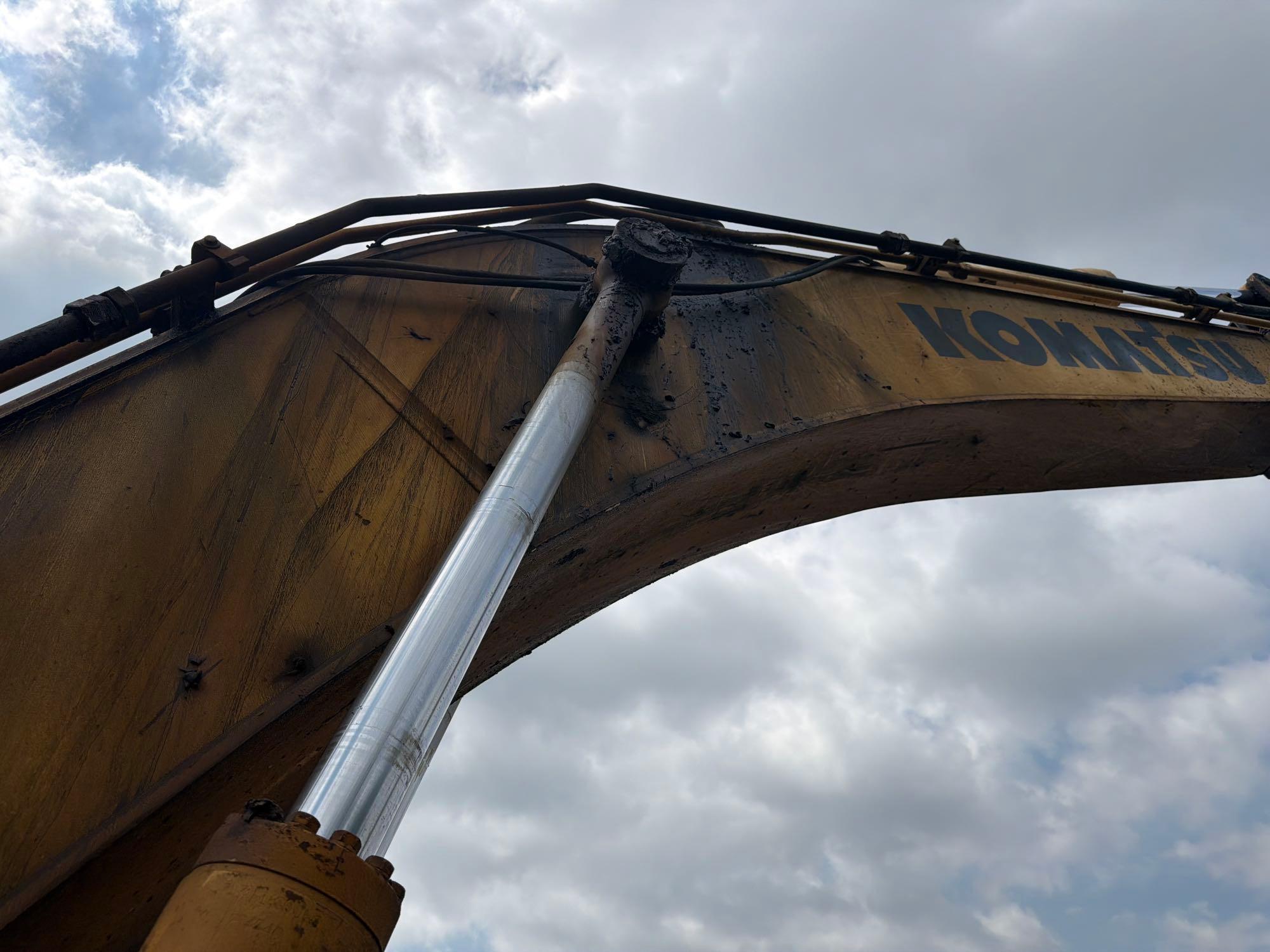 2014 Komatsu PC360LC-10