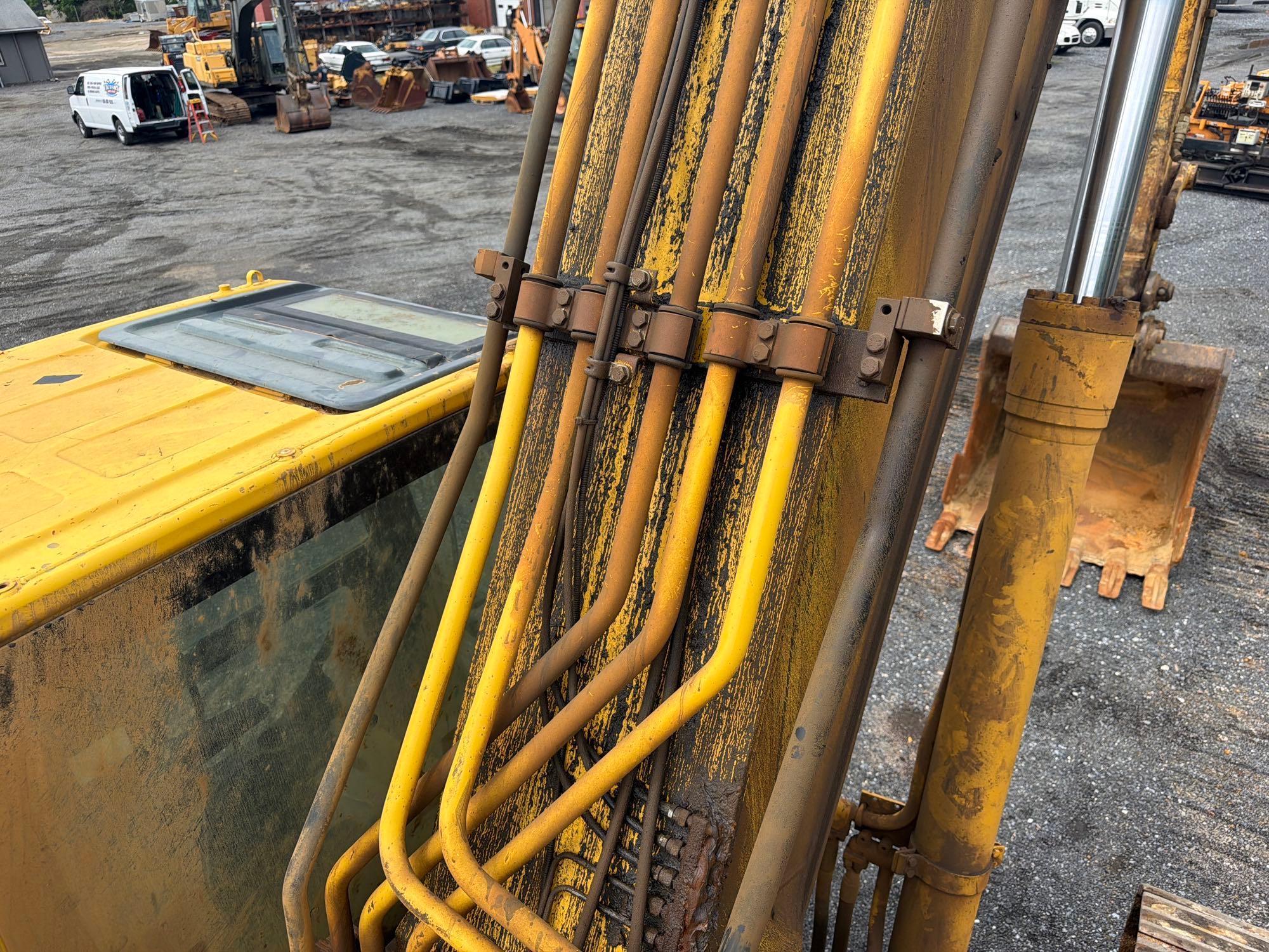 2014 Komatsu PC360LC-10