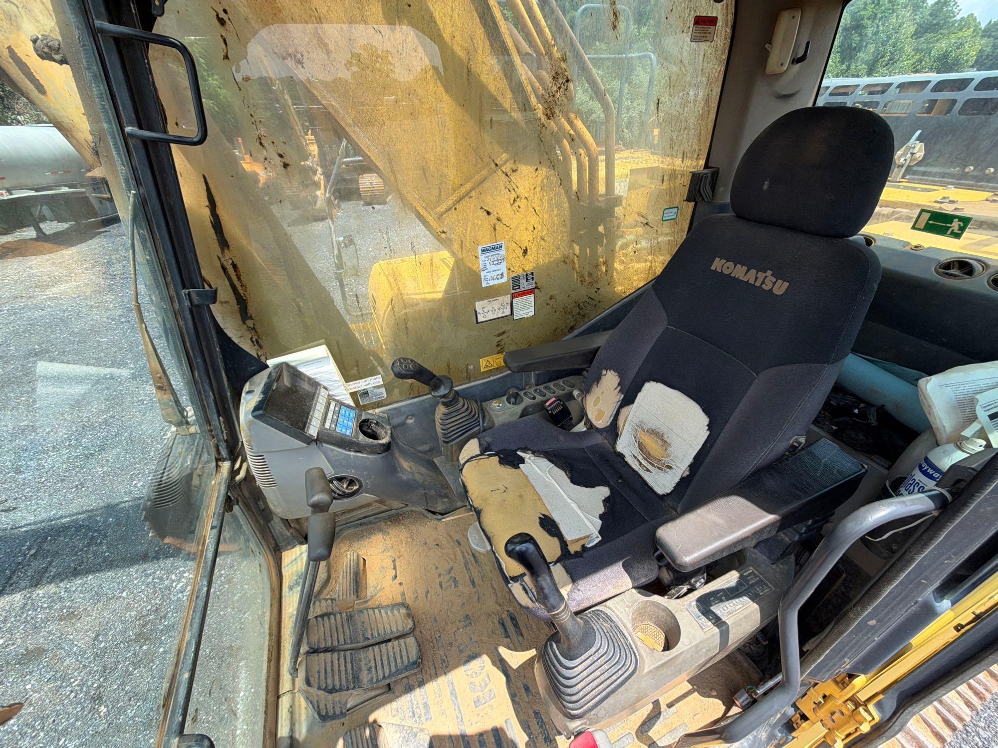 2014 Komatsu PC360LC-10