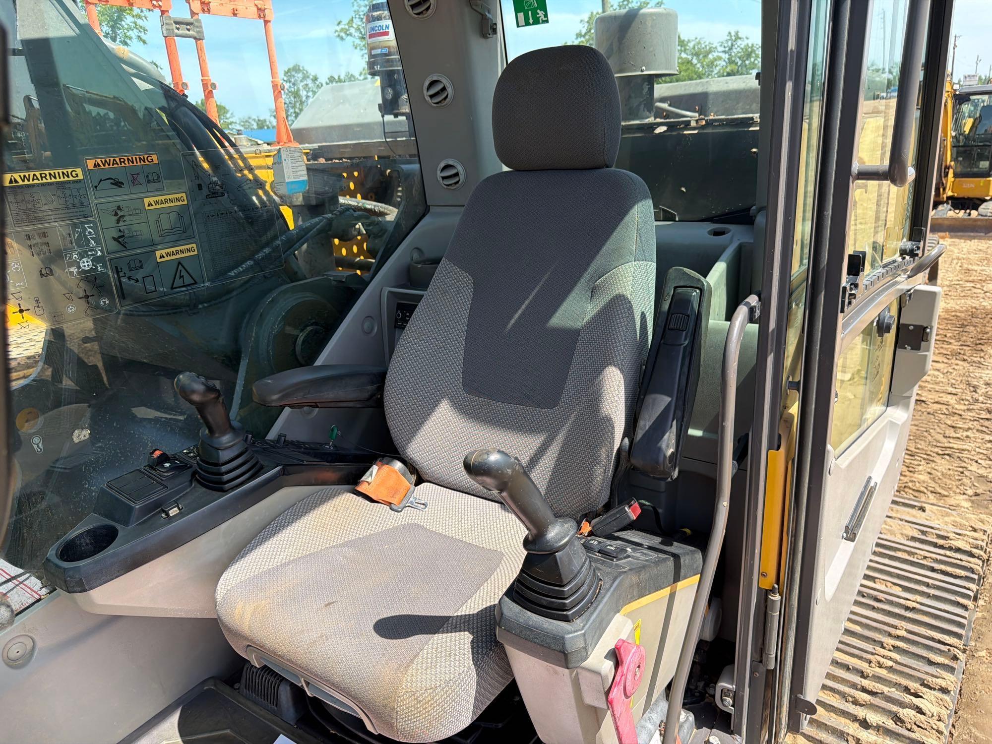 2018 Volvo EC300