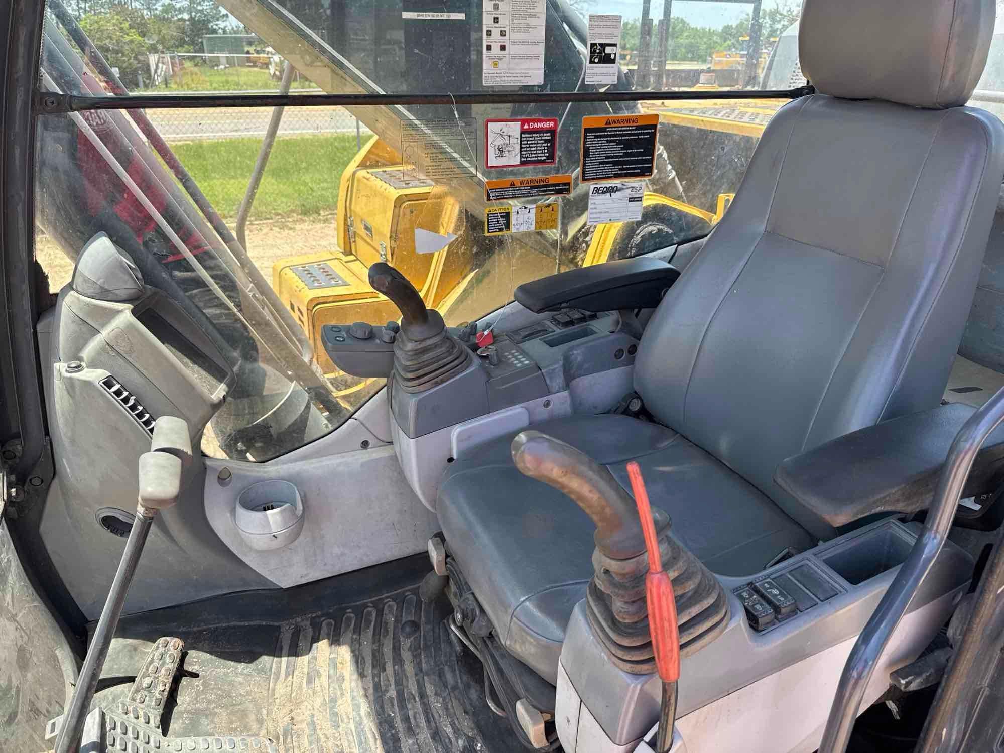 John Deere 350G