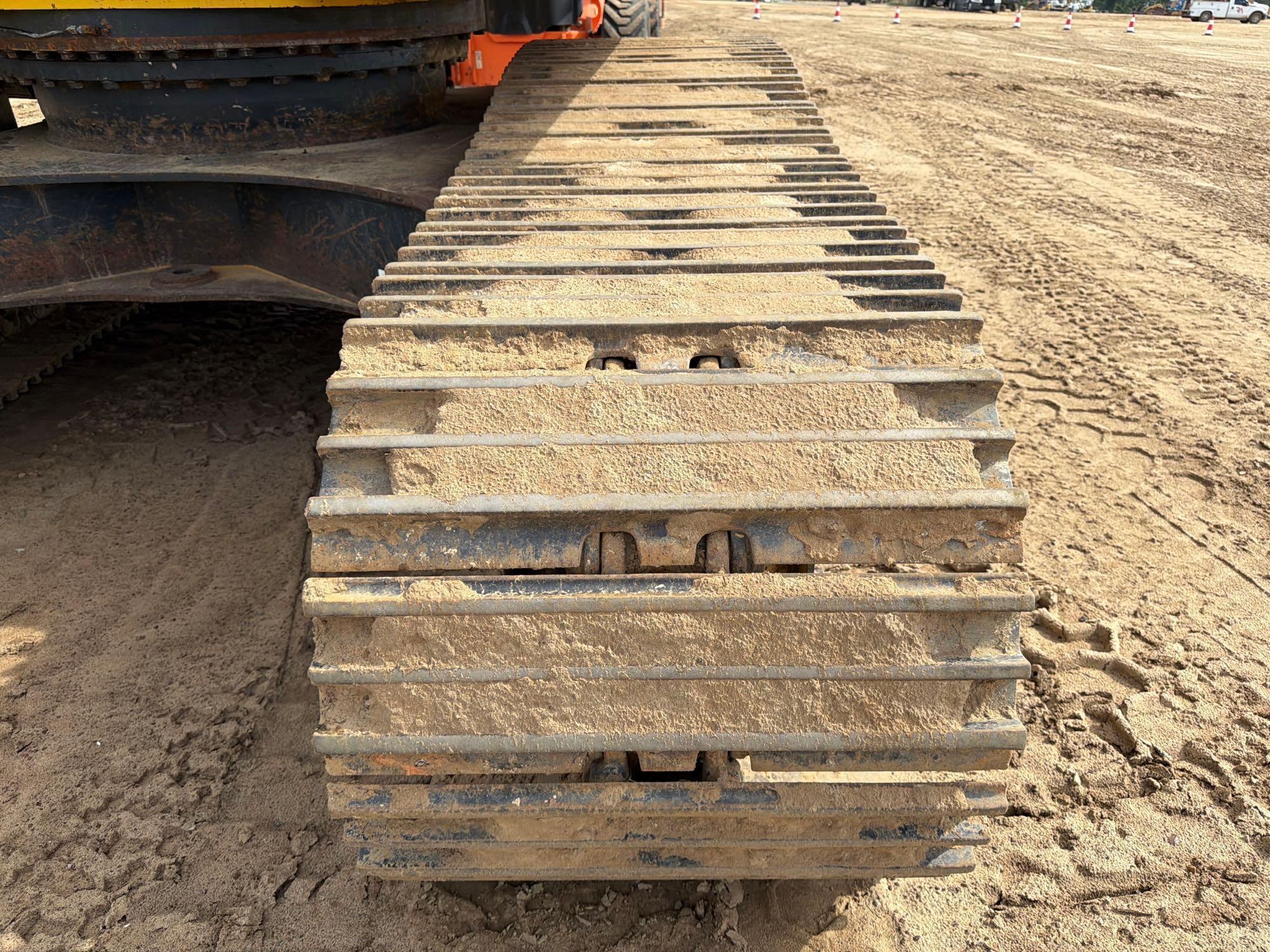 2019 Komatsu PC290LC-10