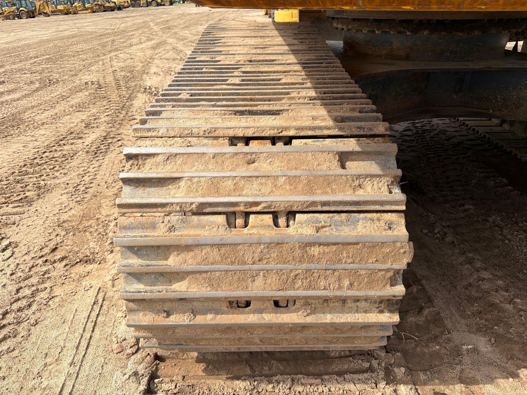 2019 Komatsu PC290LC-10