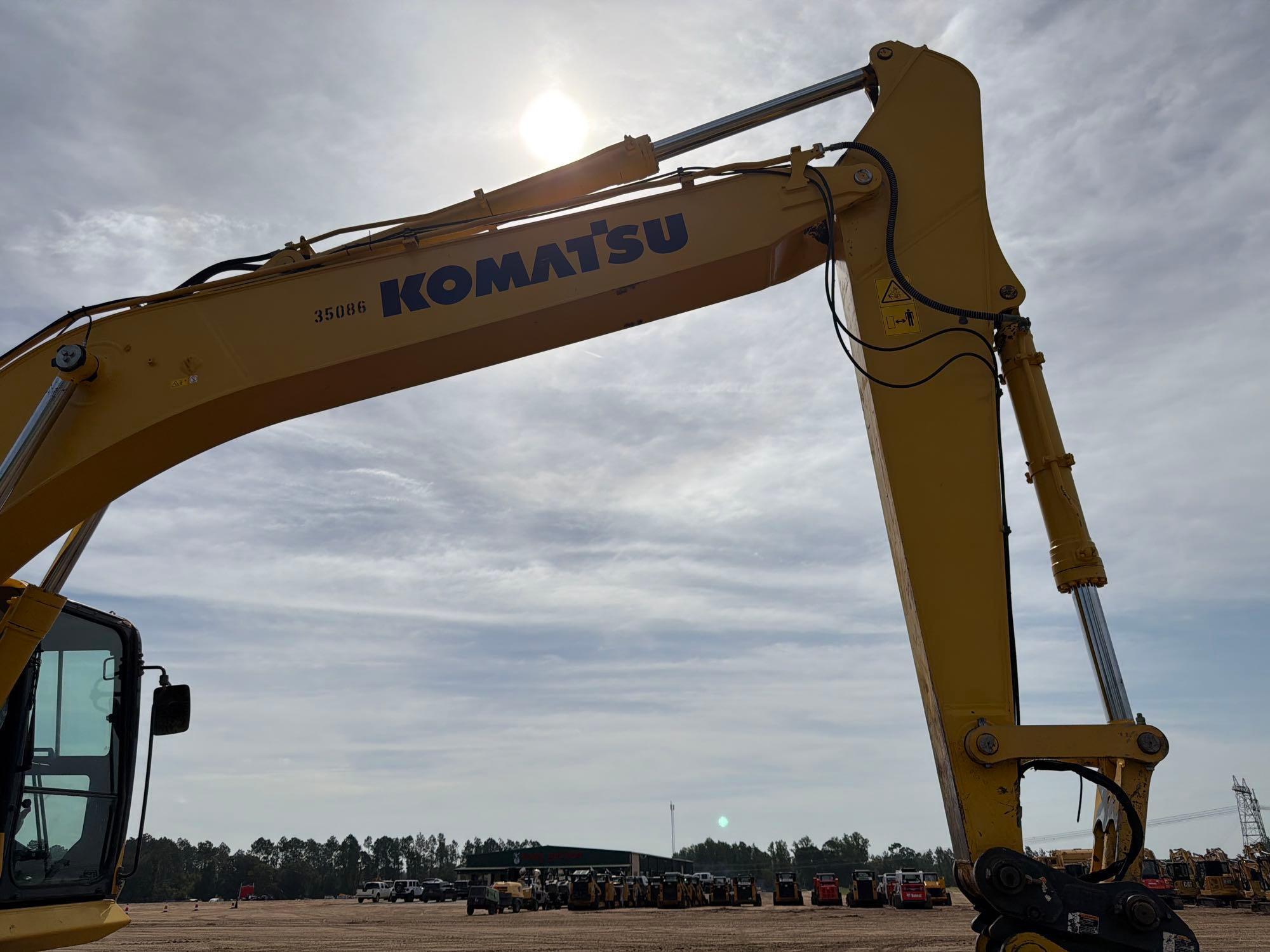 2019 Komatsu PC290LC-10