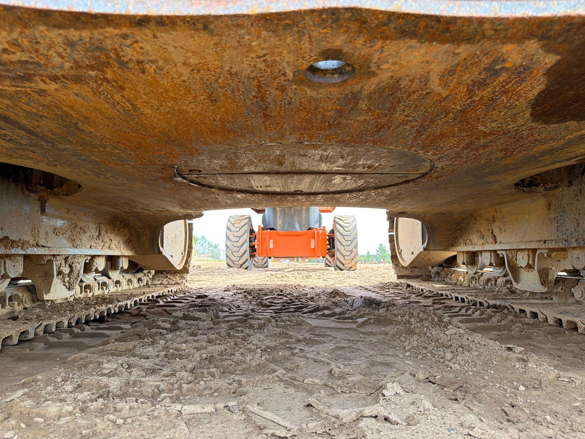 2019 Komatsu PC290LC-10