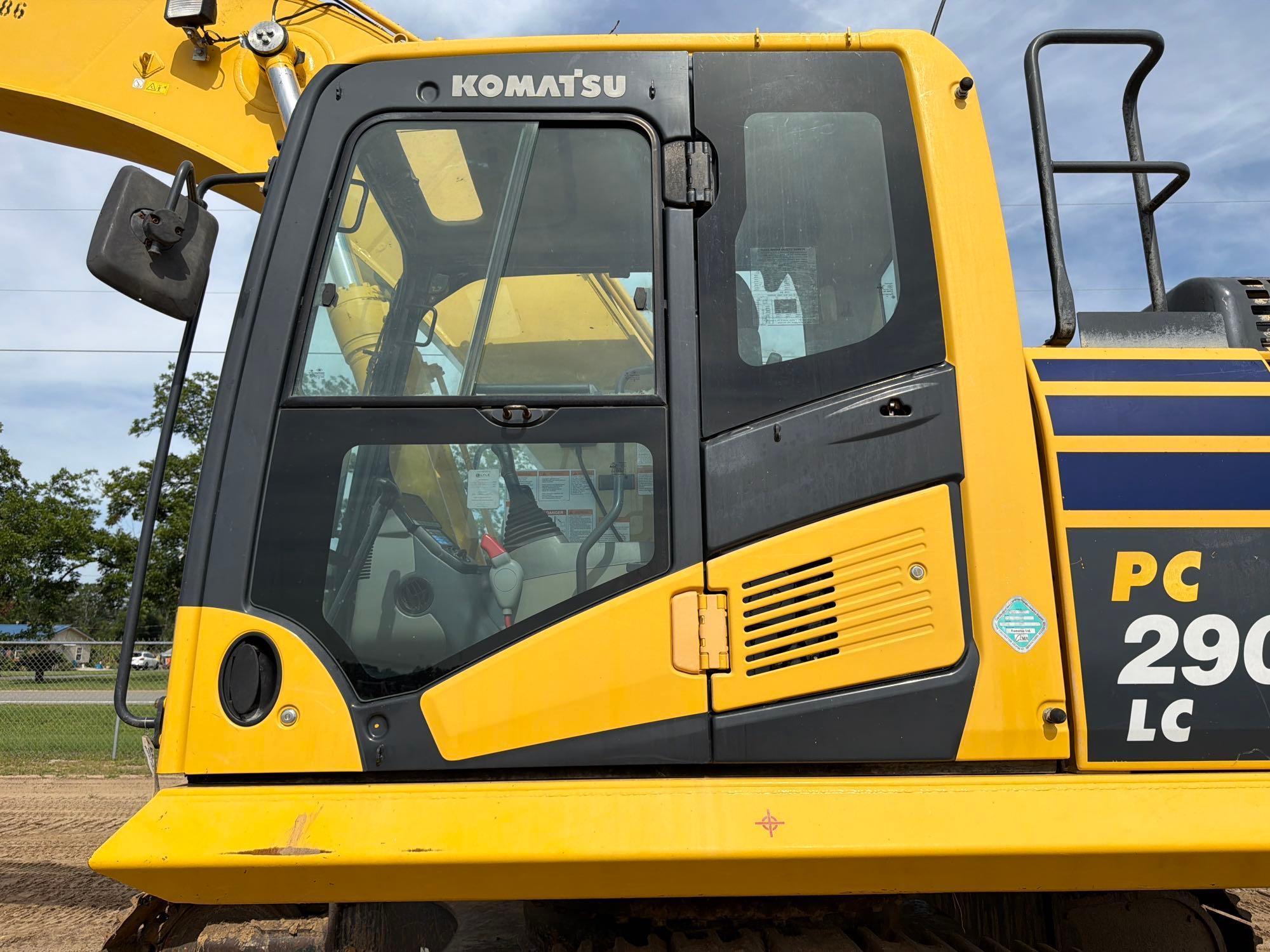 2019 Komatsu PC290LC-10