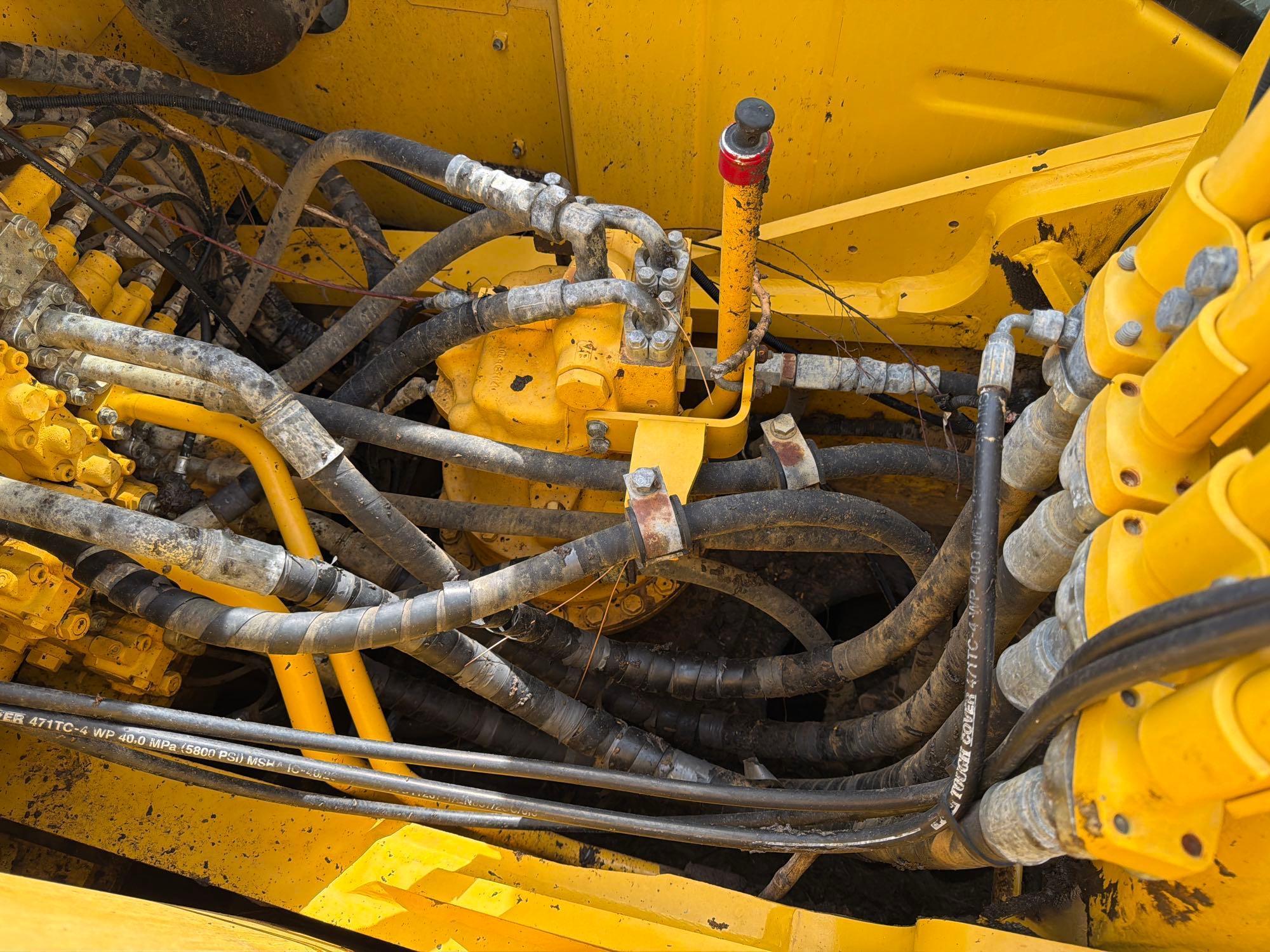 2019 Komatsu PC290LC-10