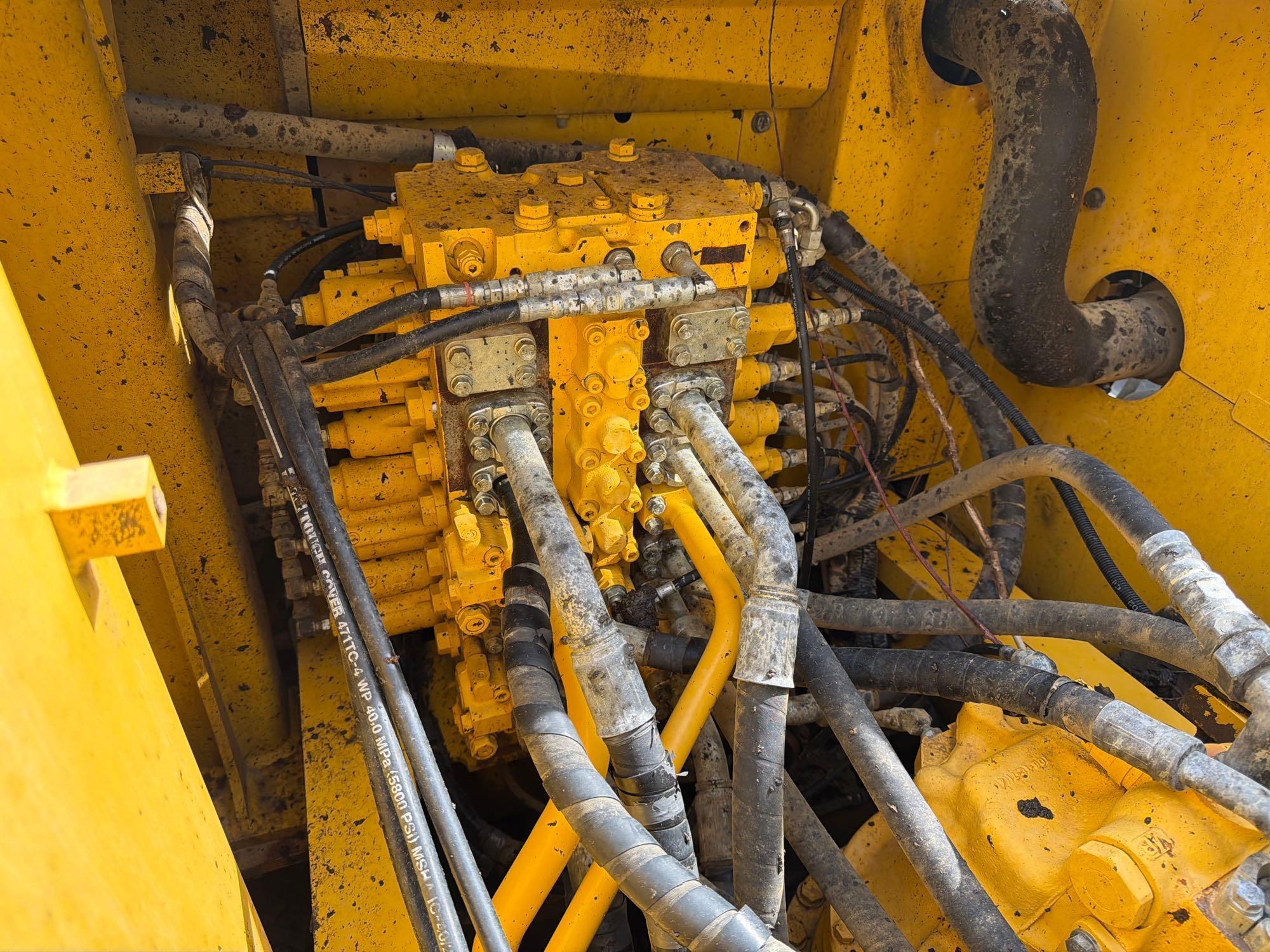2019 Komatsu PC290LC-10