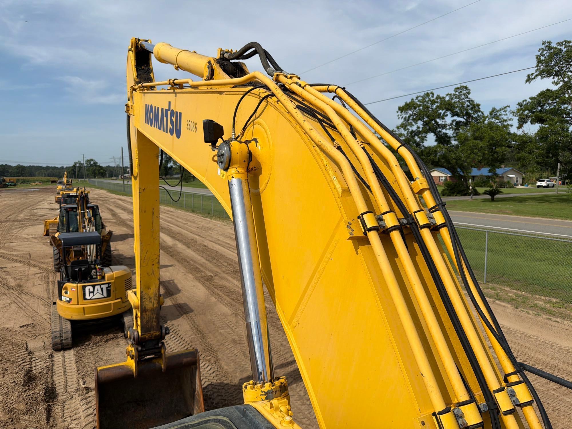 2019 Komatsu PC290LC-10