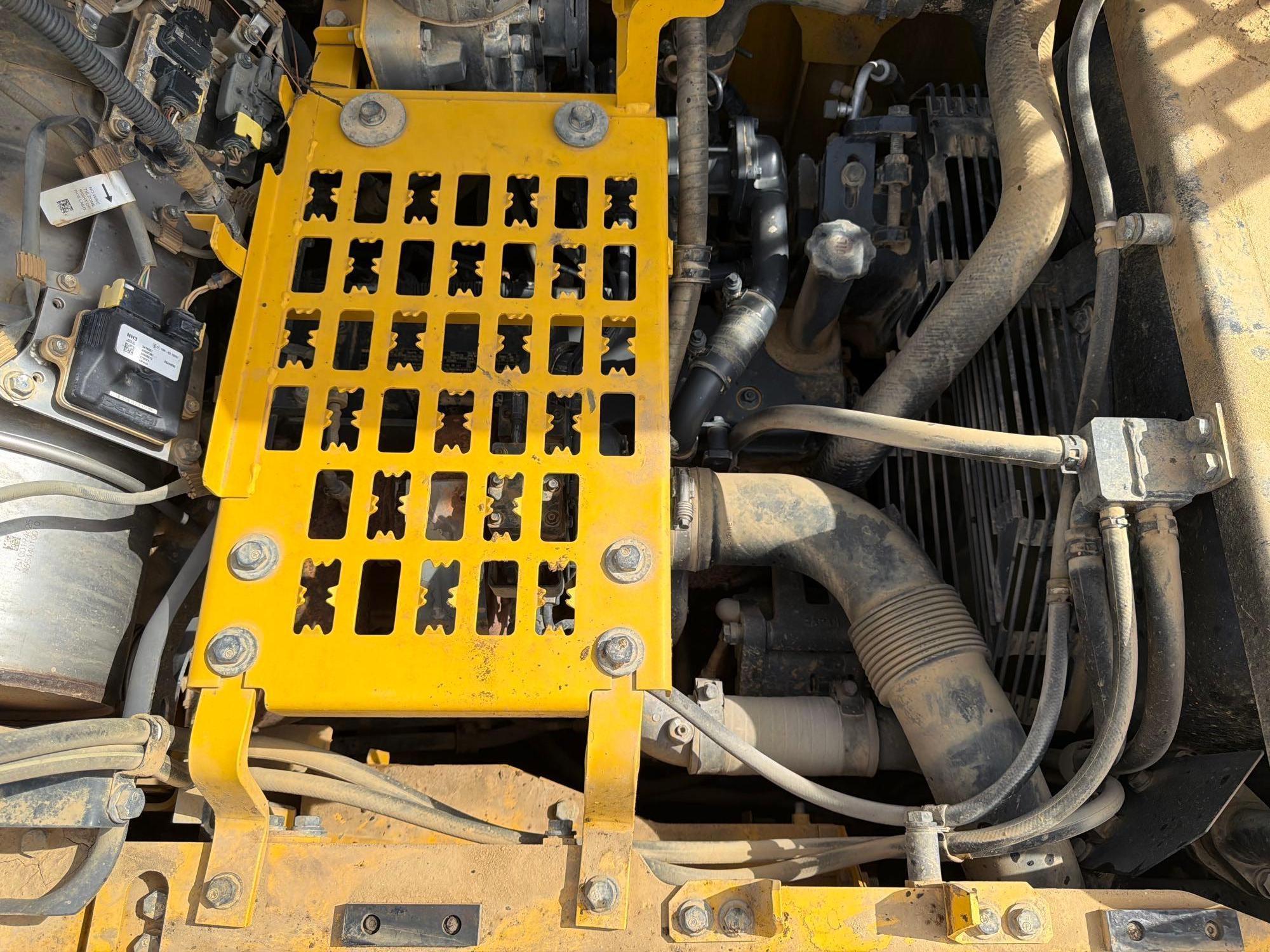 2019 Komatsu PC290LC-10