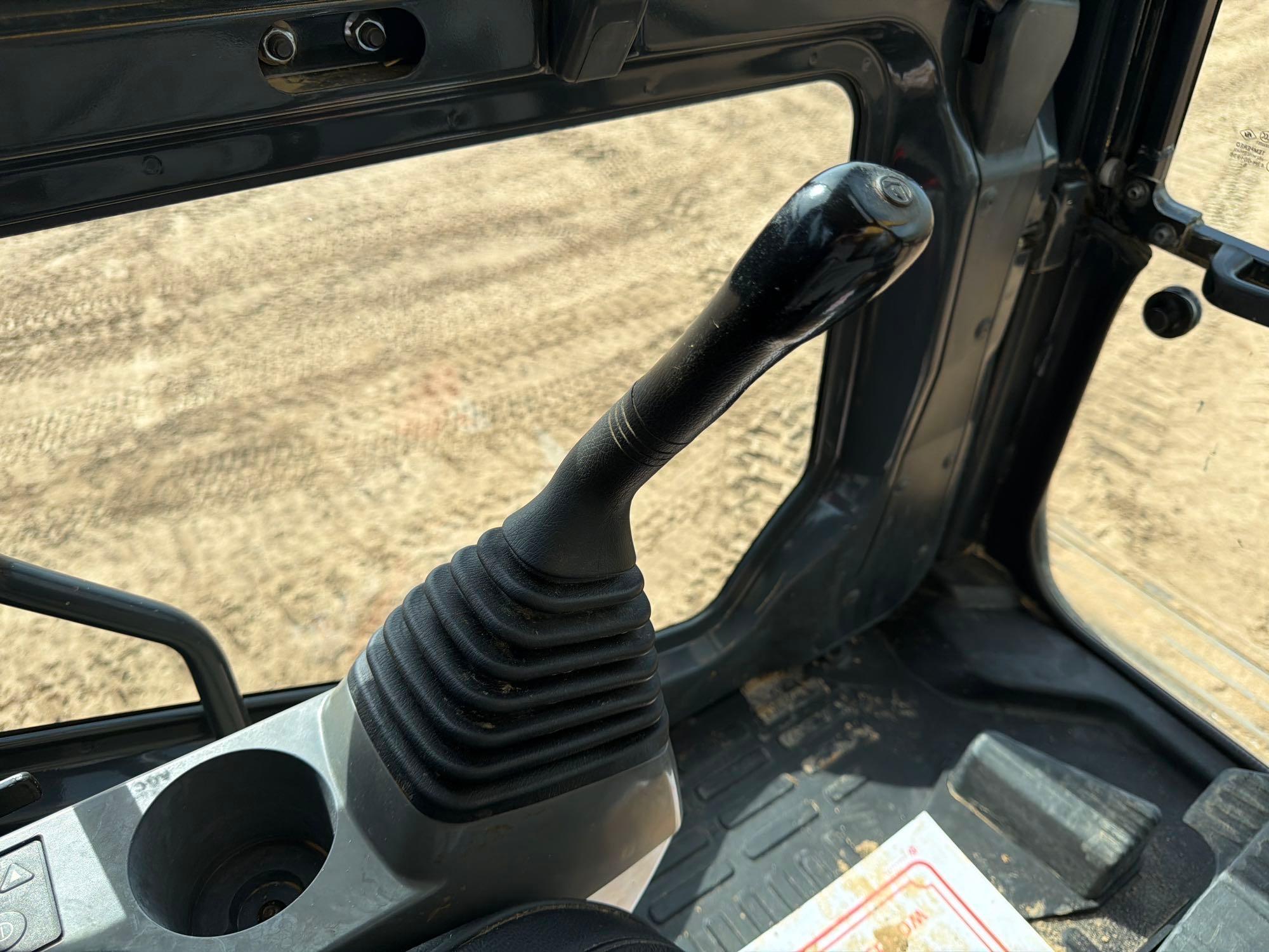 2019 Komatsu PC290LC-10