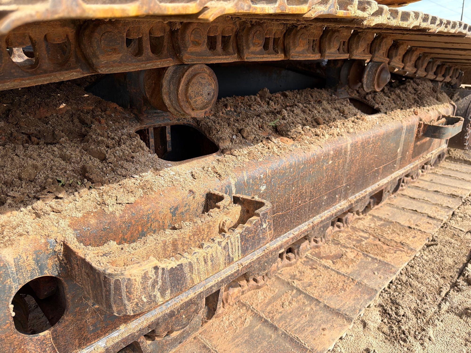 2007 Komatsu PC228USLC-3E0