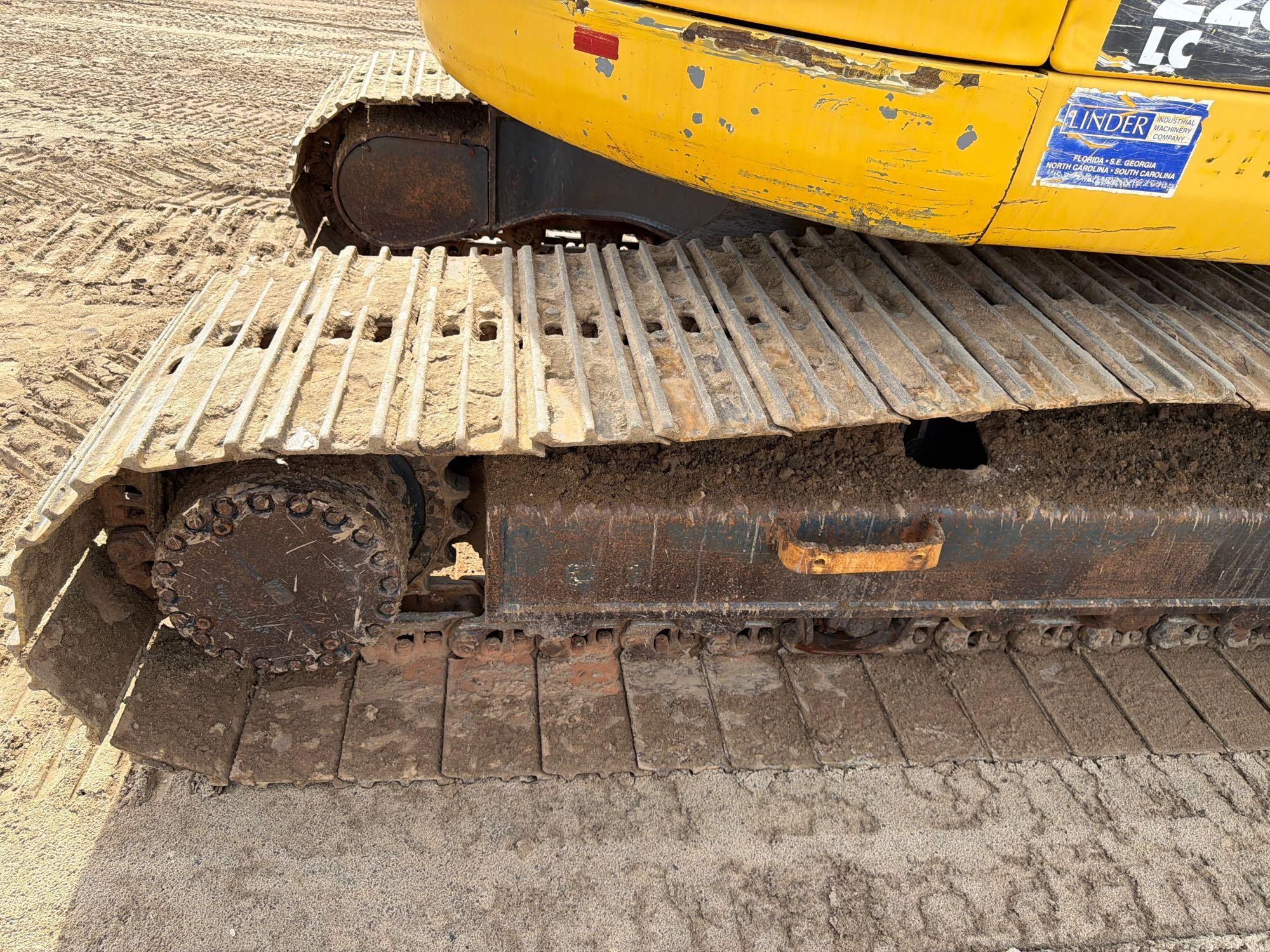 2007 Komatsu PC228USLC-3E0