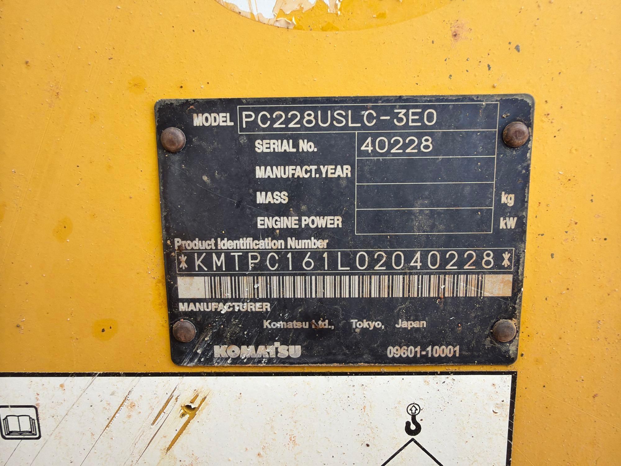 2007 Komatsu PC228USLC-3E0