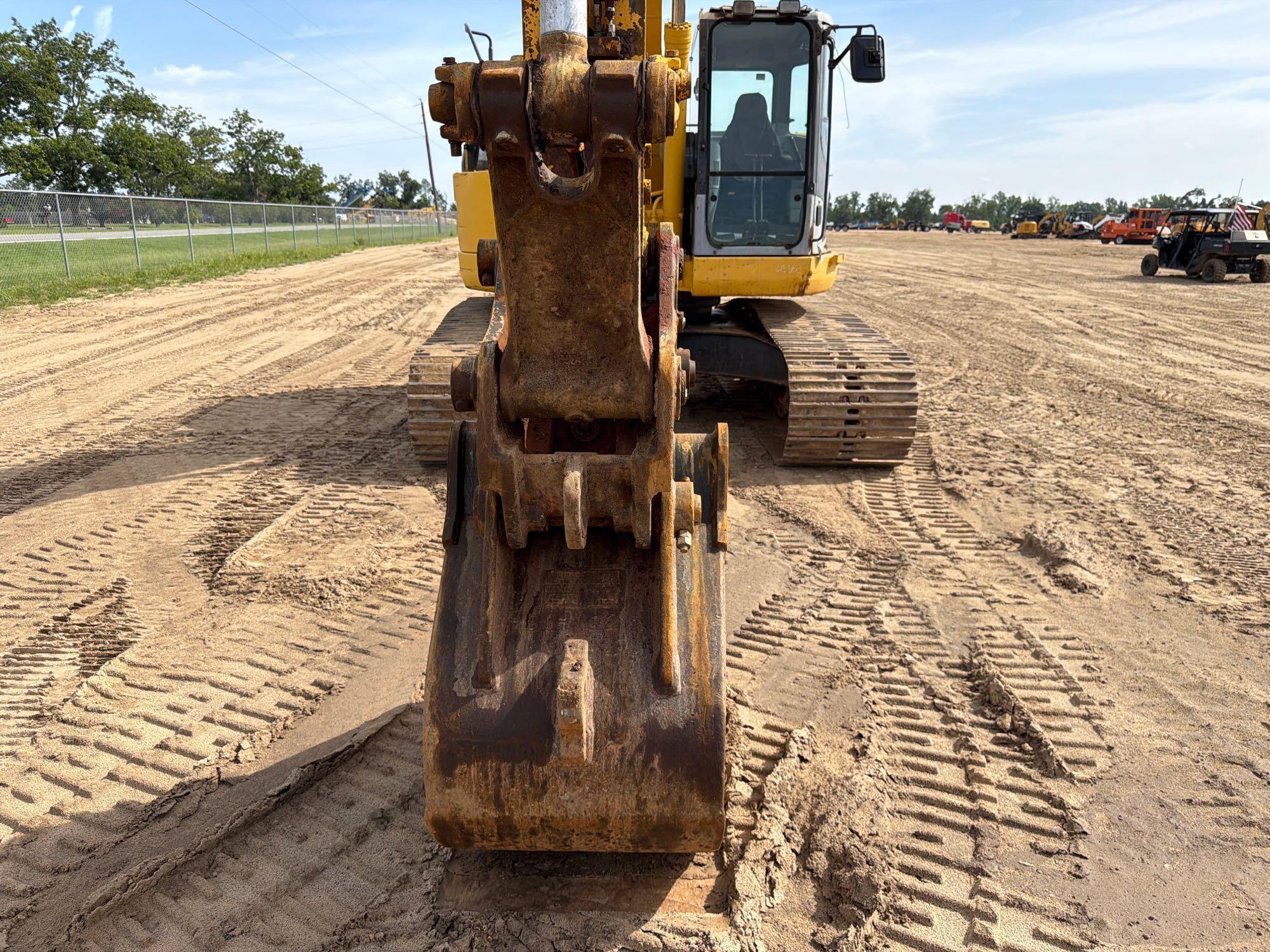 2007 Komatsu PC228USLC-3E0