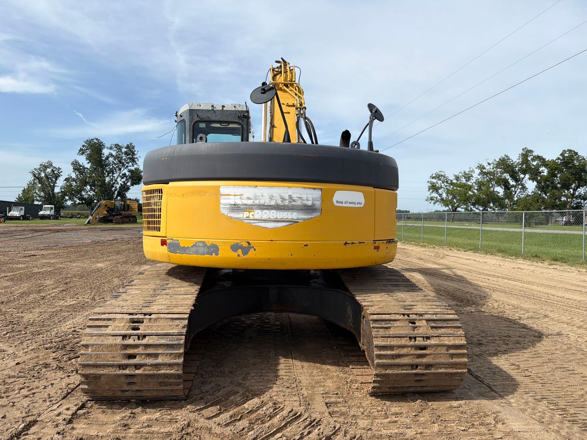 2007 Komatsu PC228USLC-3E0