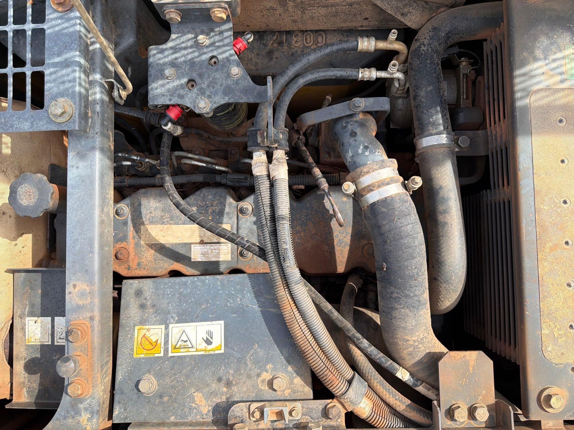 2007 Komatsu PC228USLC-3E0