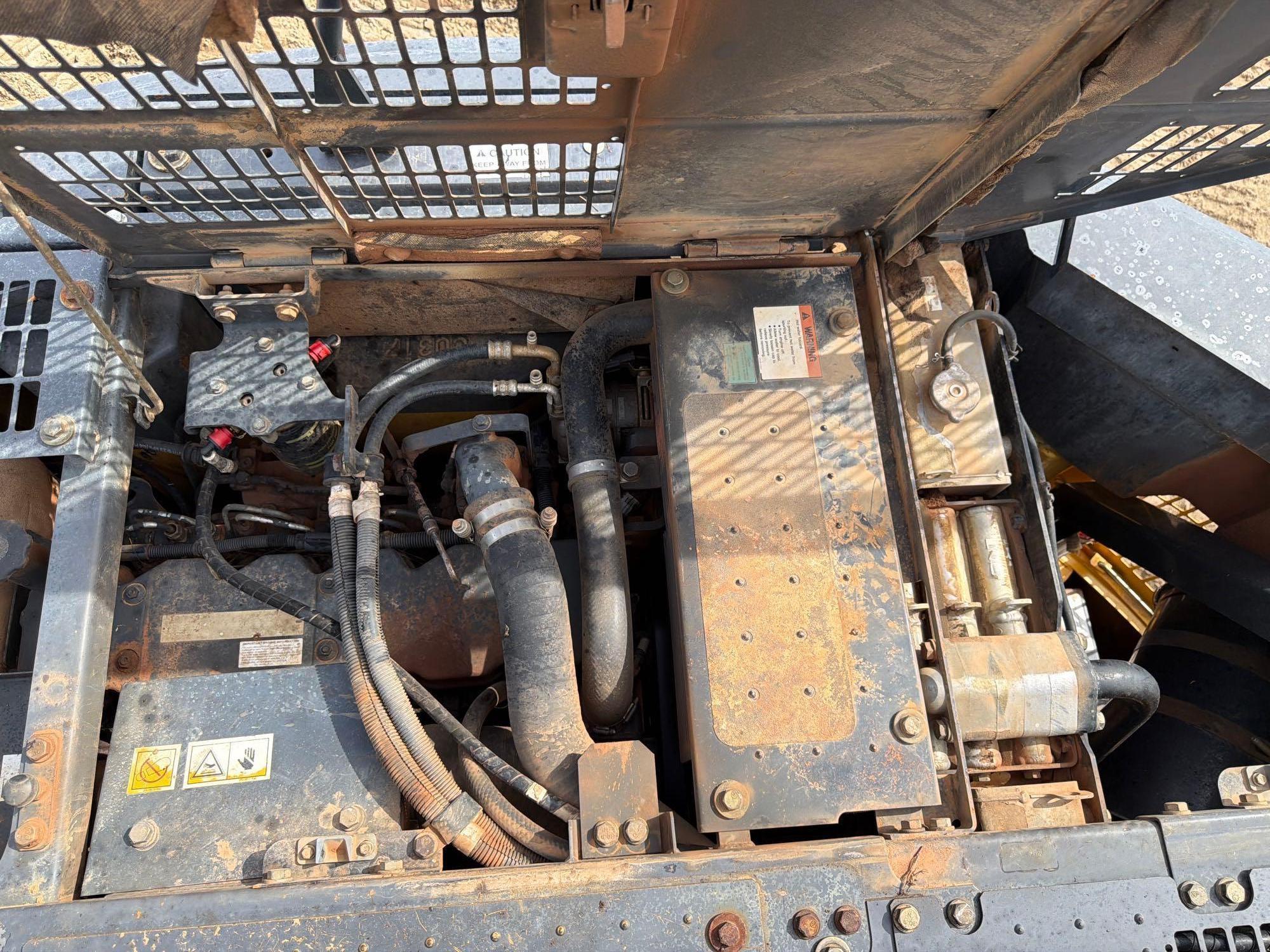 2007 Komatsu PC228USLC-3E0