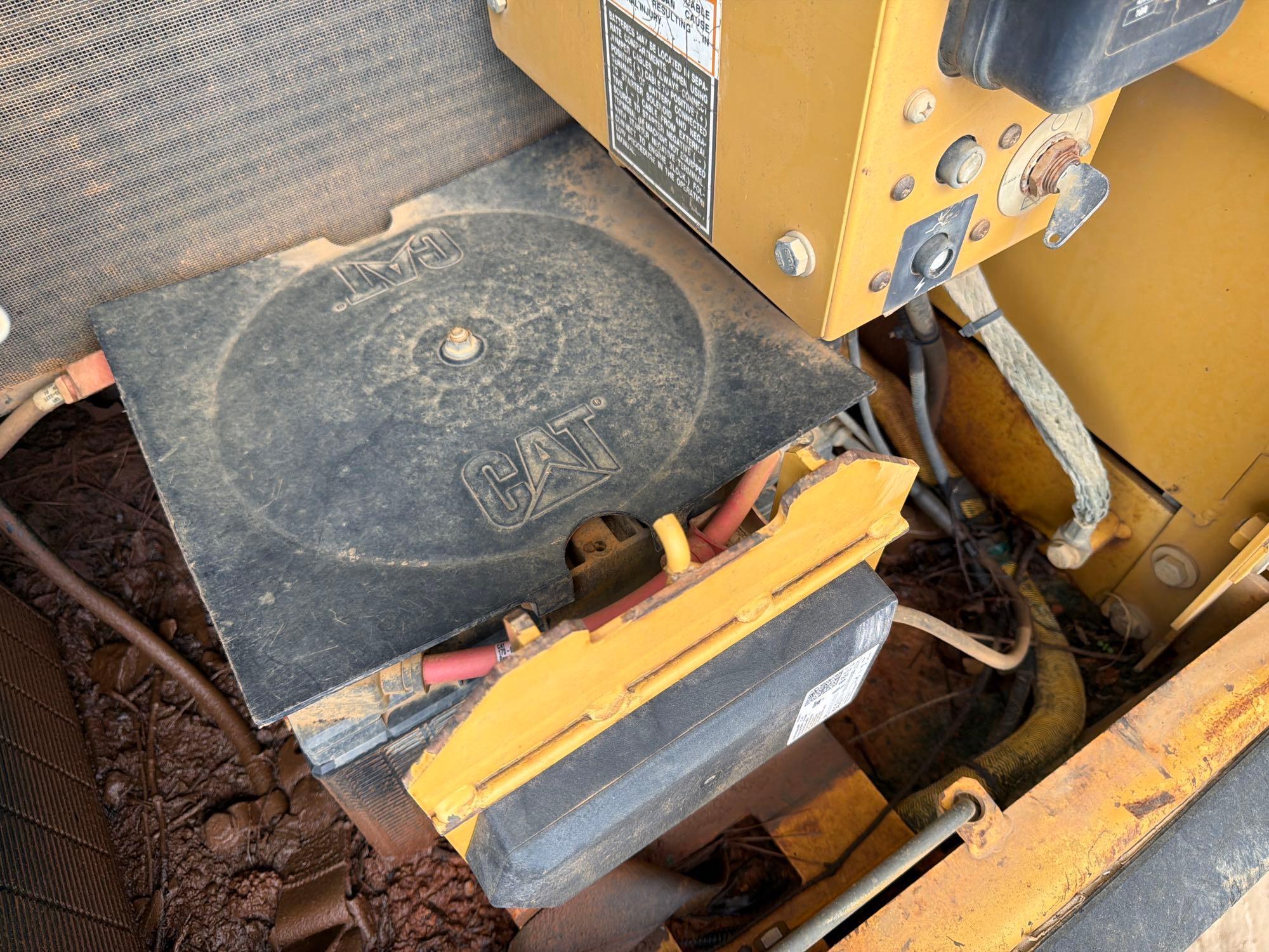 2003 Caterpillar 330C L