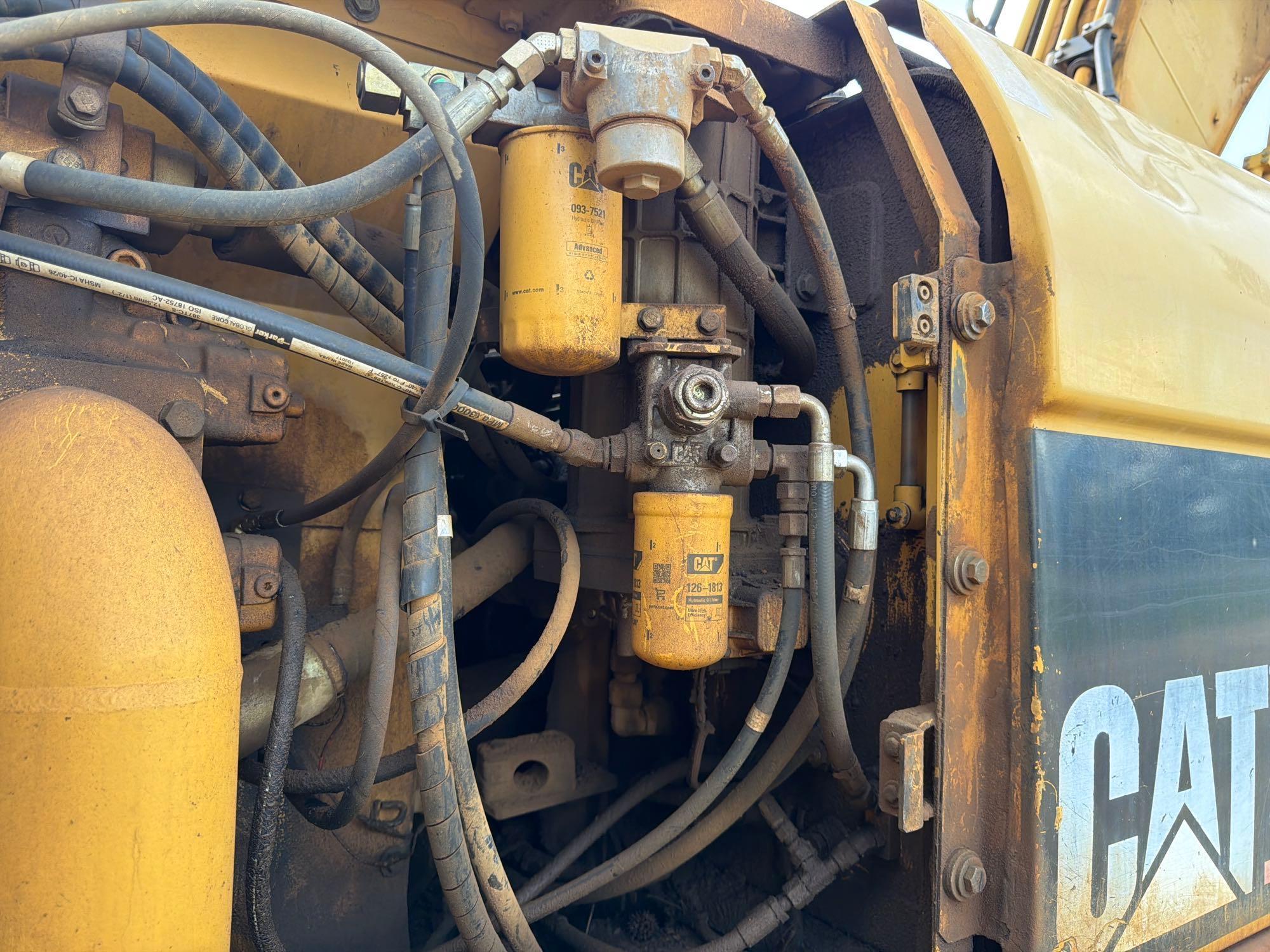 2003 Caterpillar 330C L