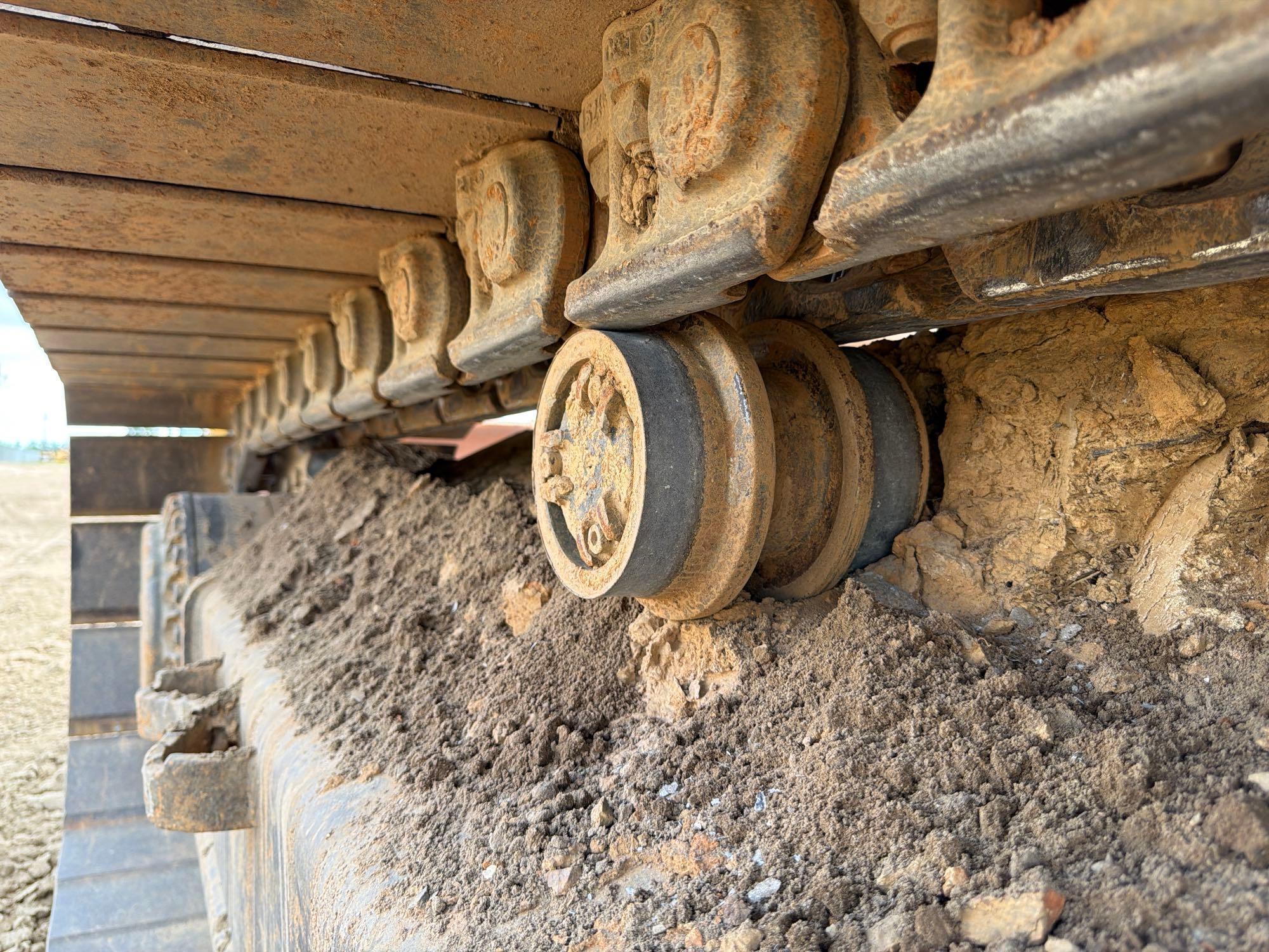 2003 Caterpillar 330C L