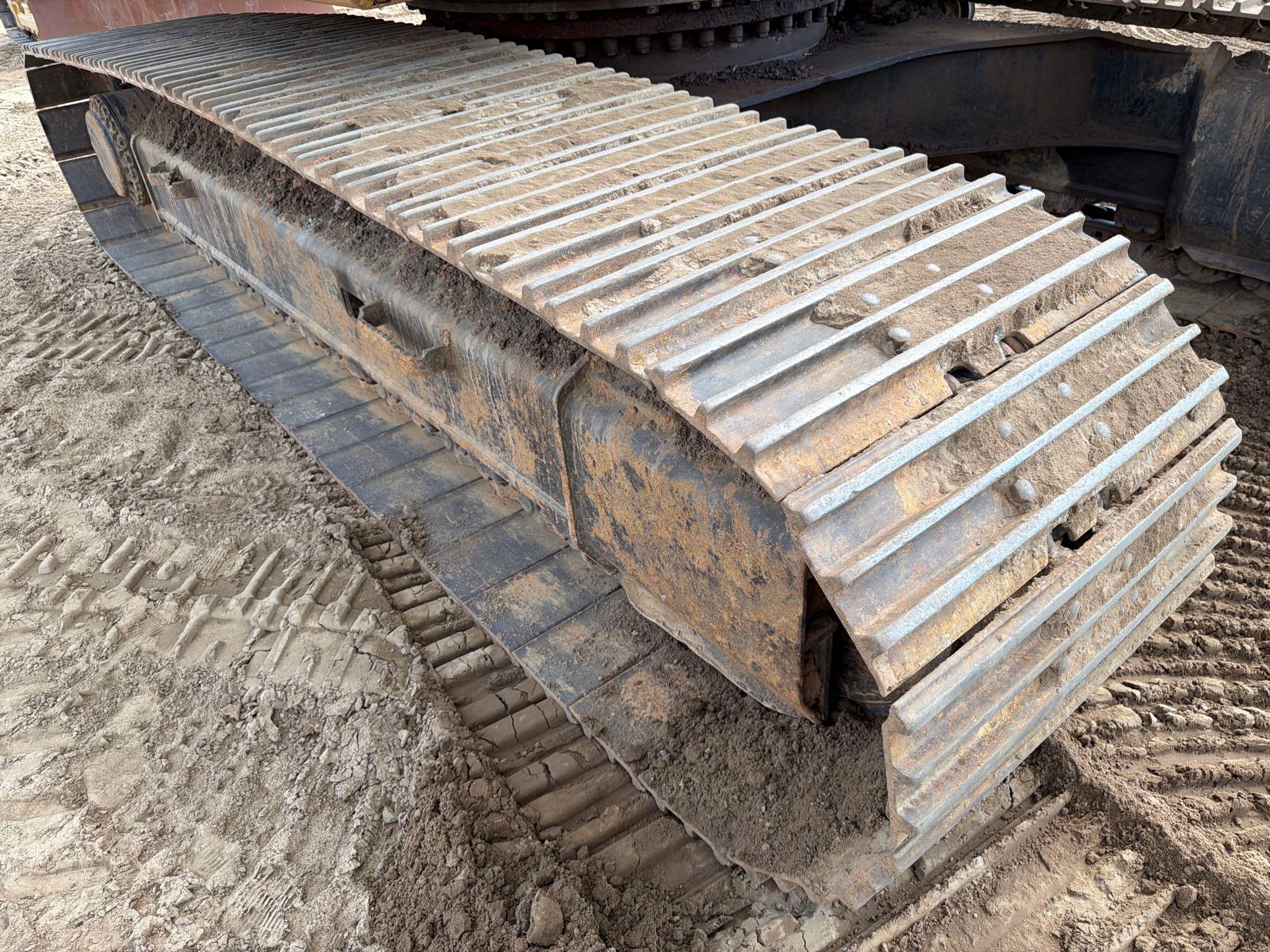 2003 Caterpillar 330C L