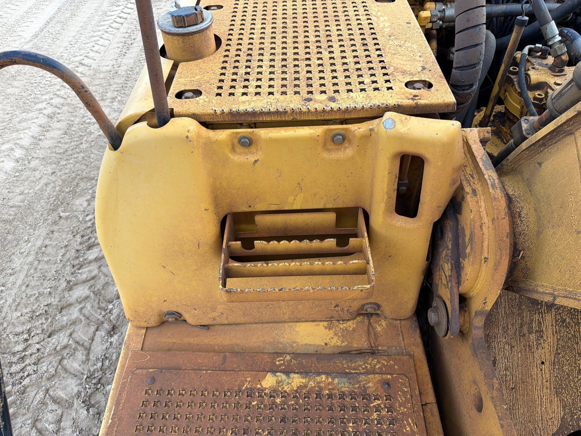 2003 Caterpillar 330C L