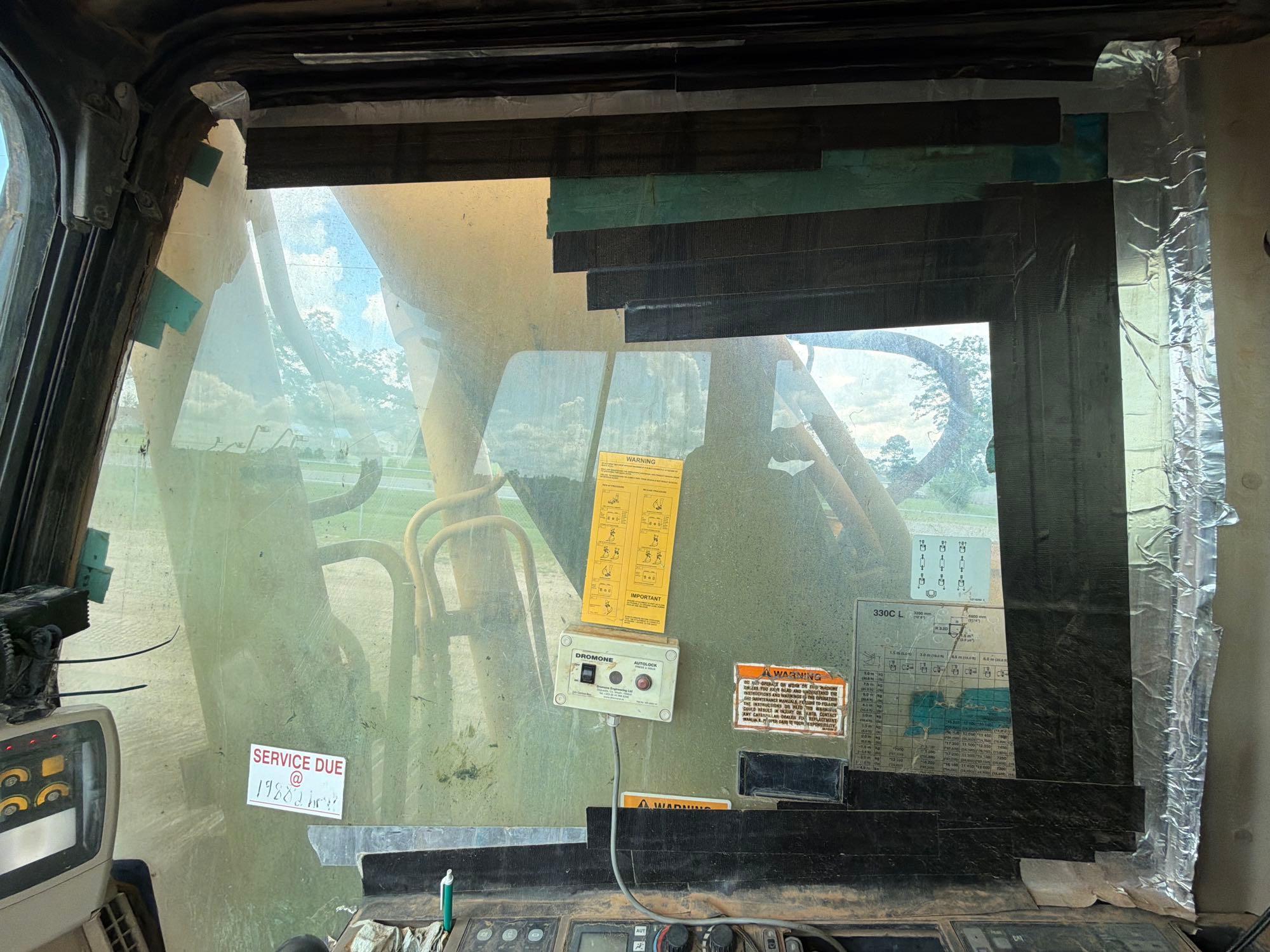 2003 Caterpillar 330C L