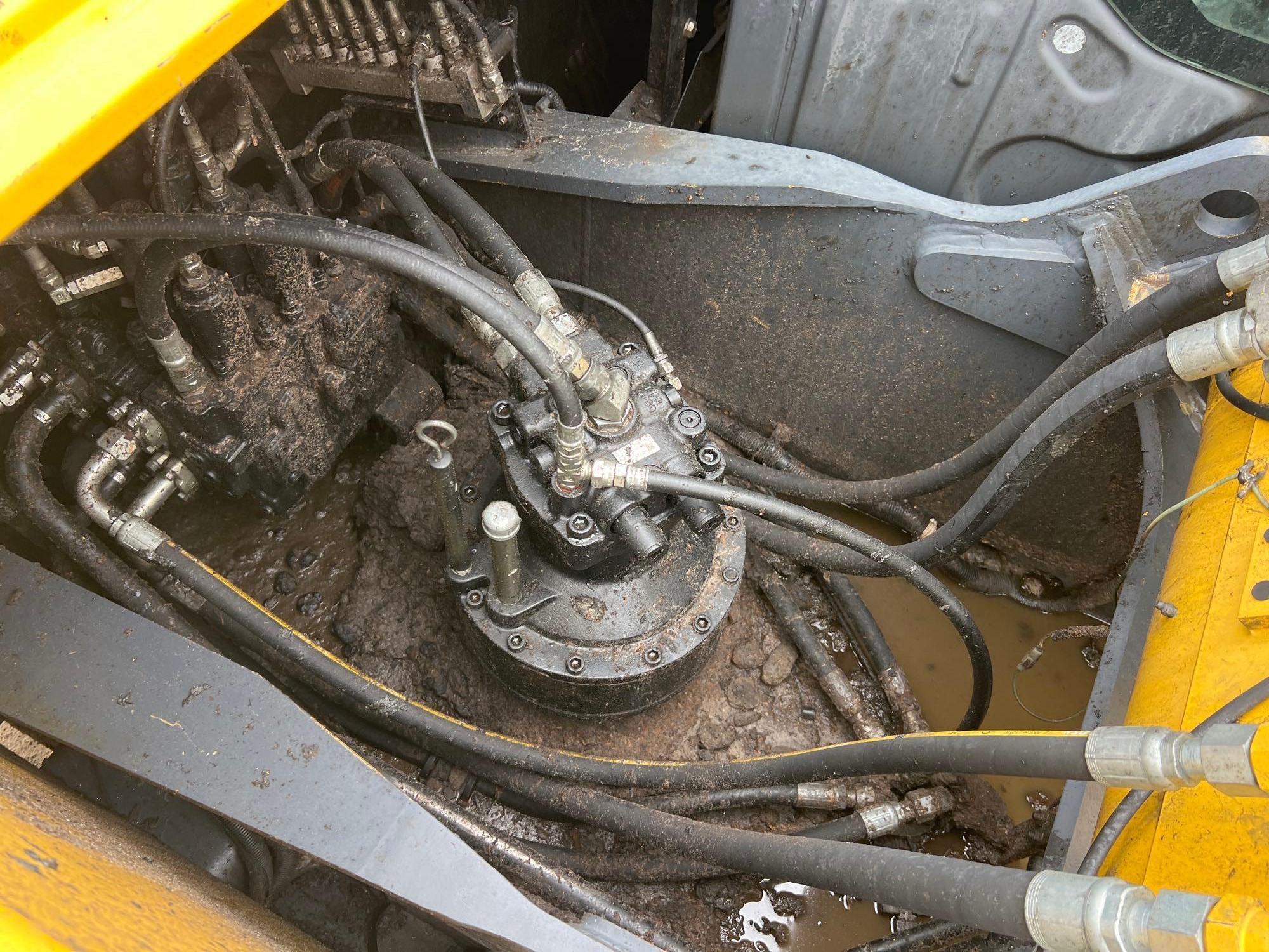 Kobelco SK260LC