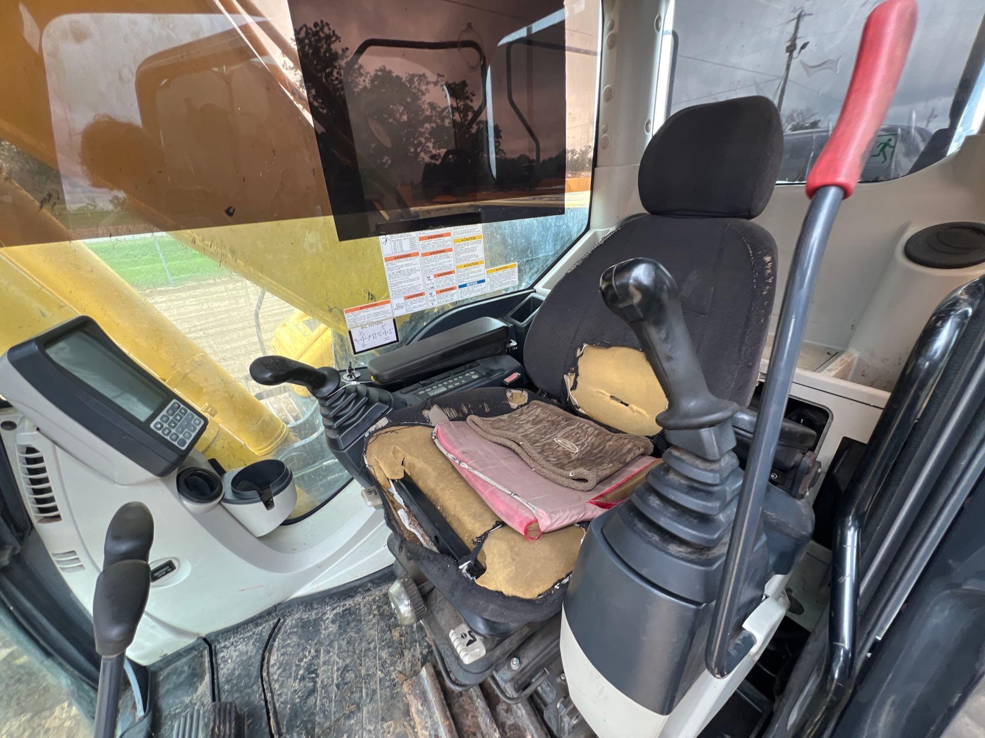 Kobelco SK260LC