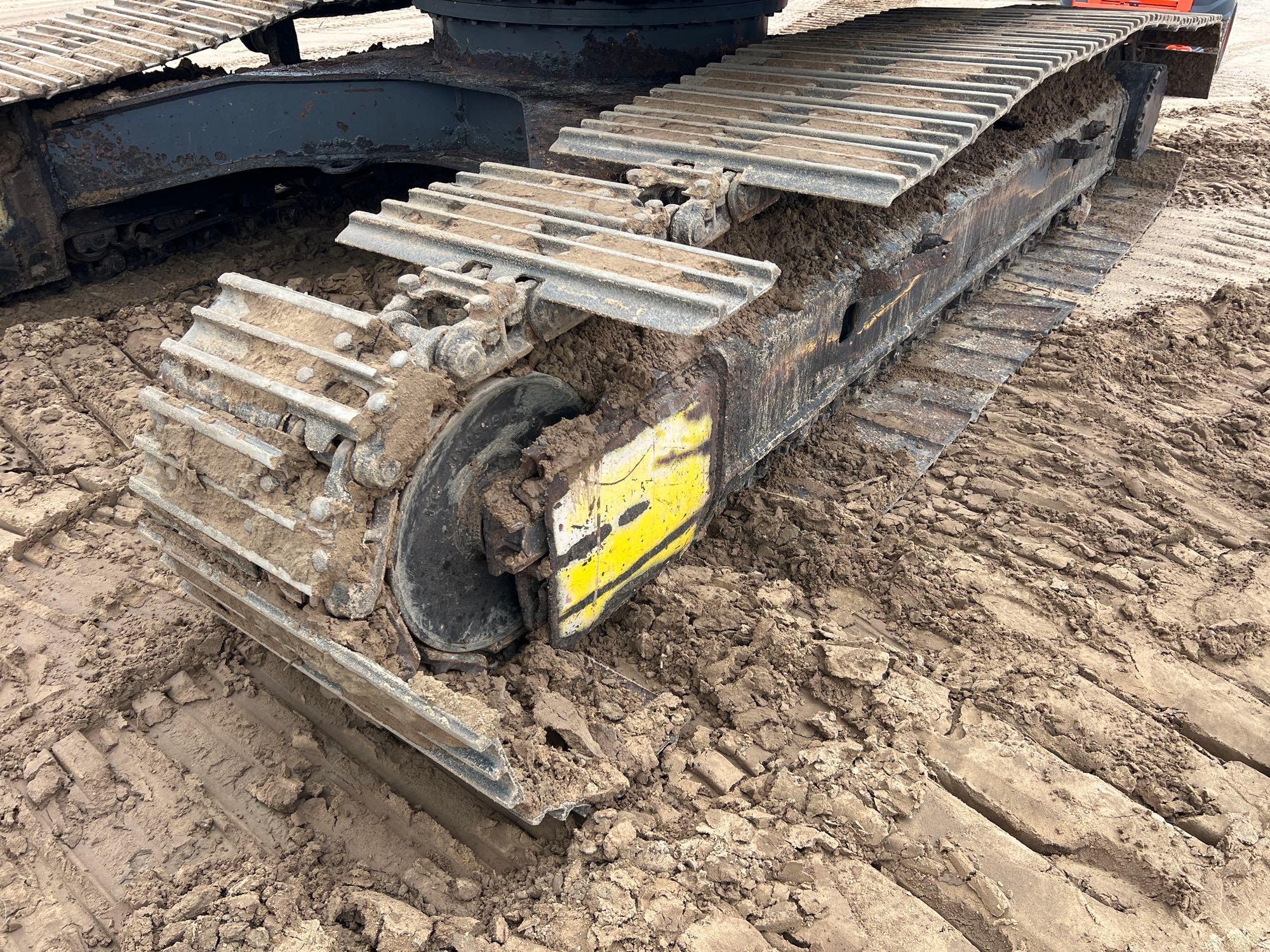 Kobelco SK260LC