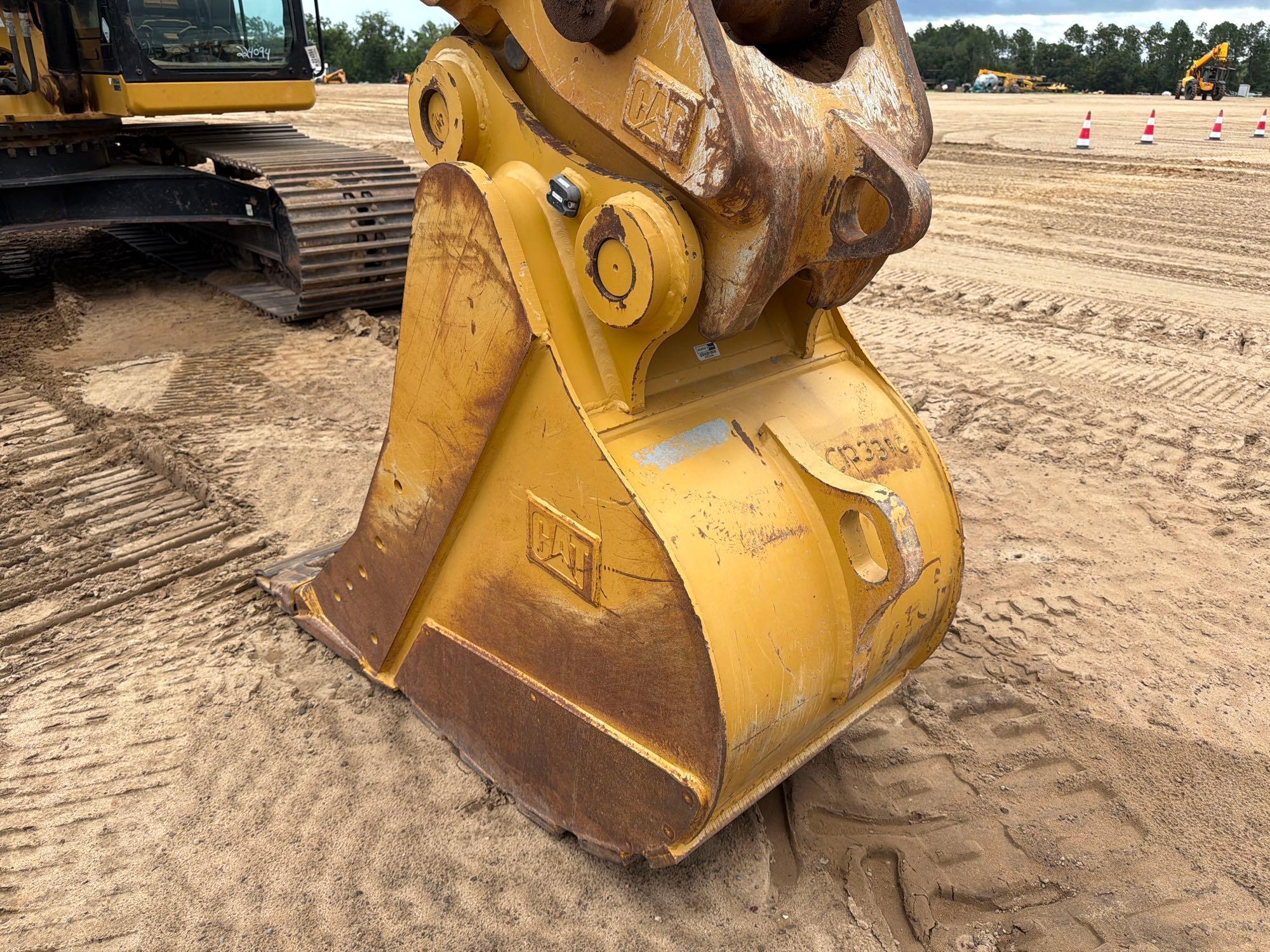 2019 Caterpillar 323